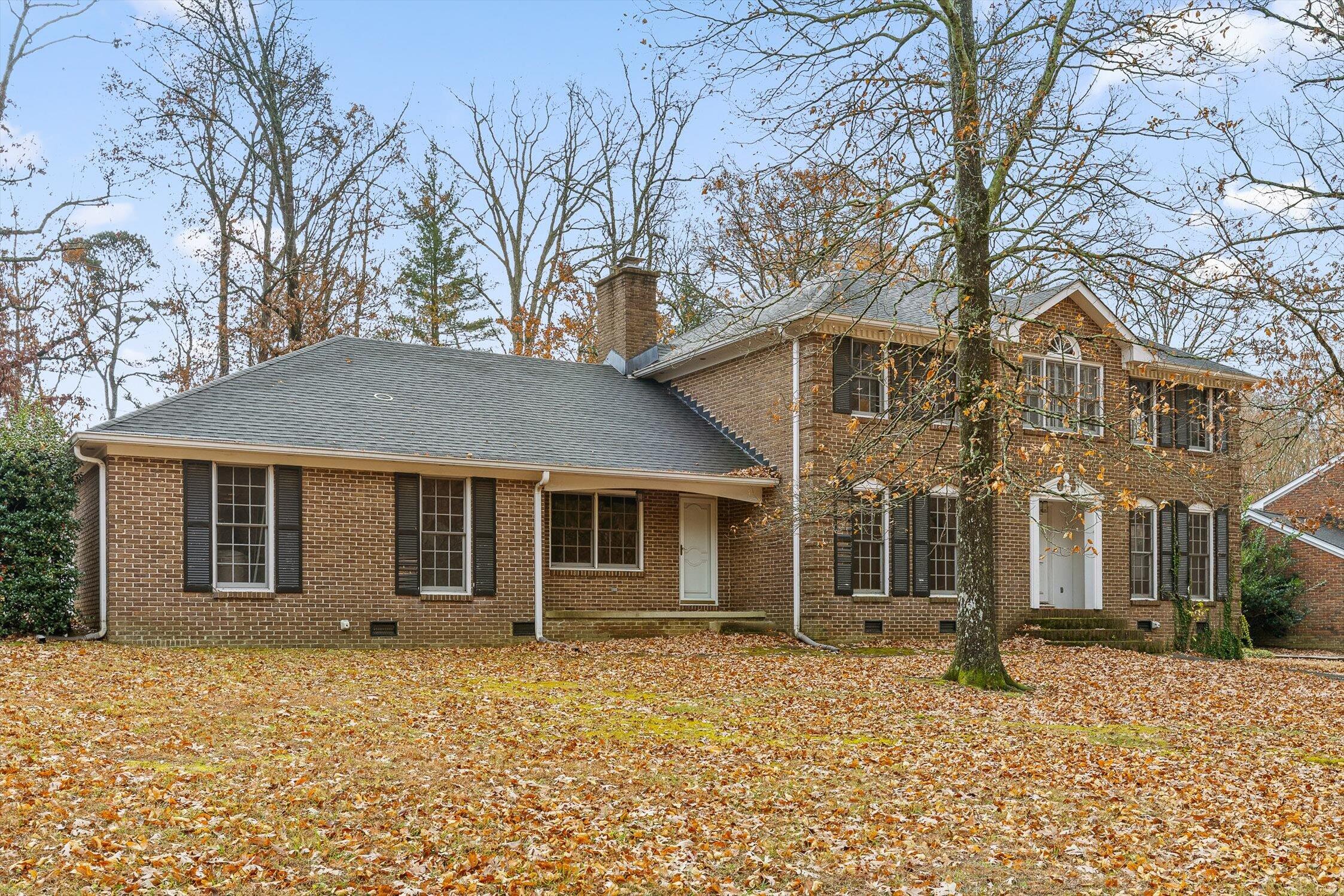 185 Woodcliff Circle