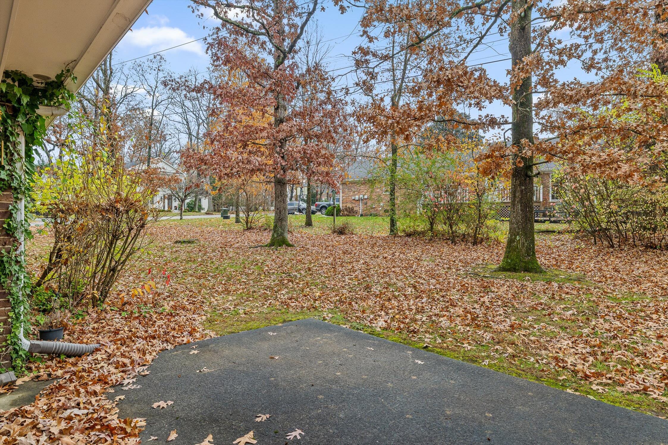 185 Woodcliff Circle