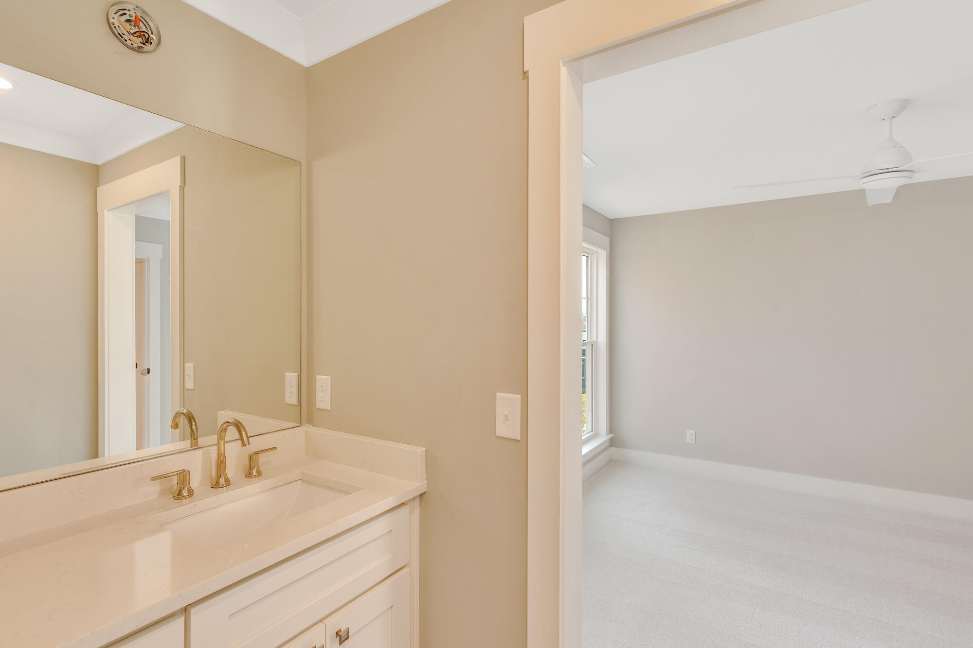 1216 Clermont Drive