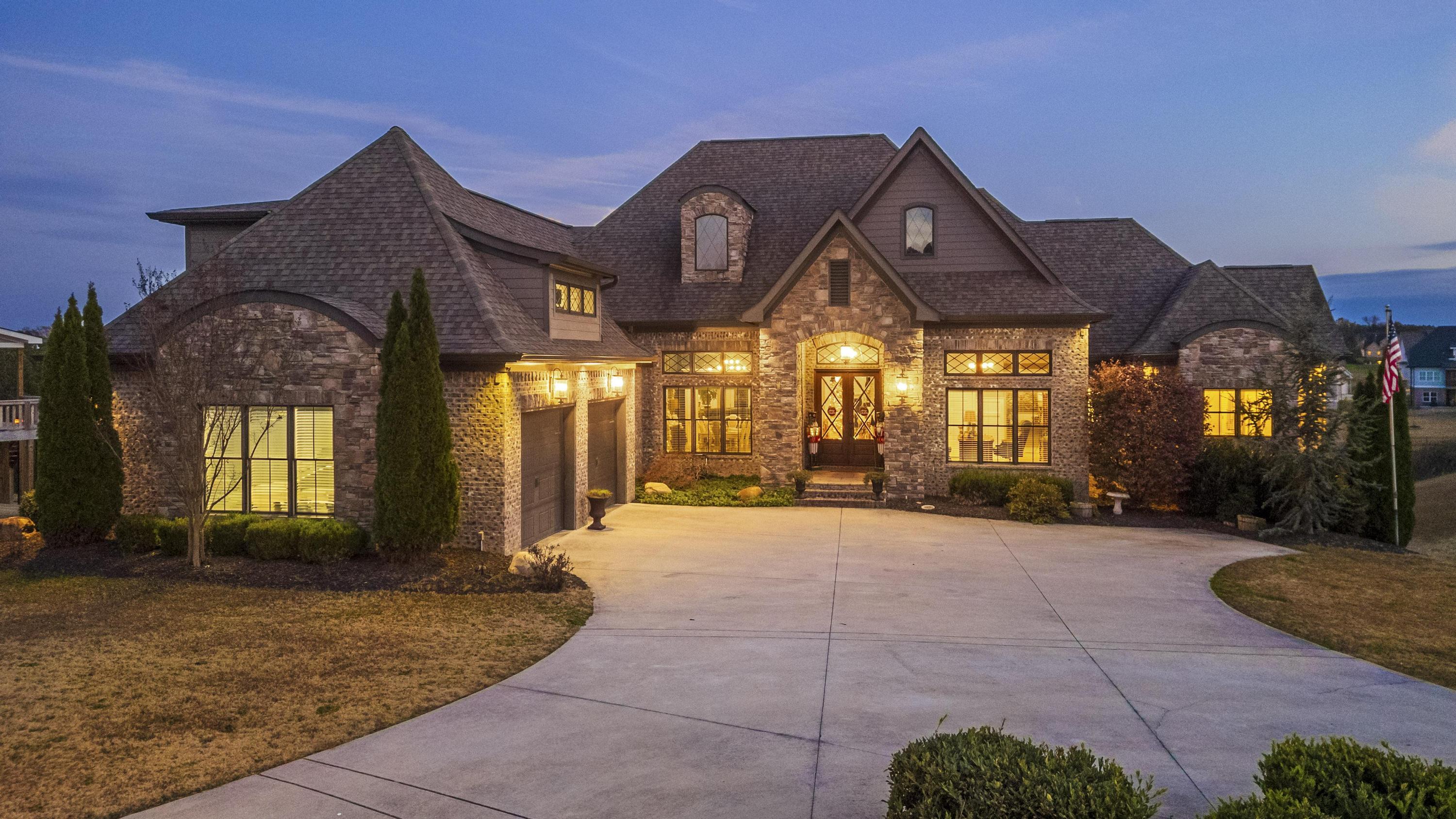 13166 Blakeslee Drive