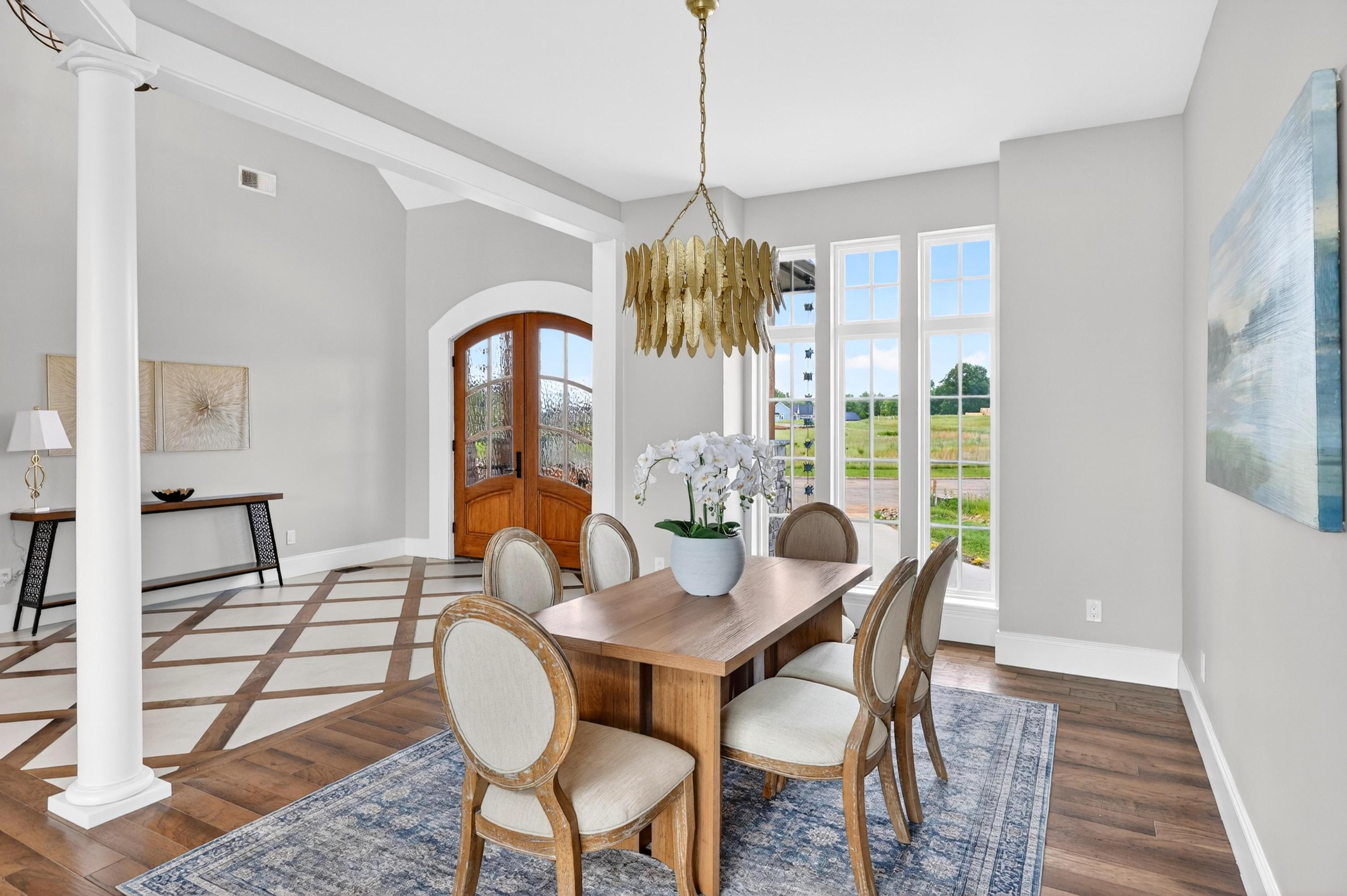 340 Edgewater Way