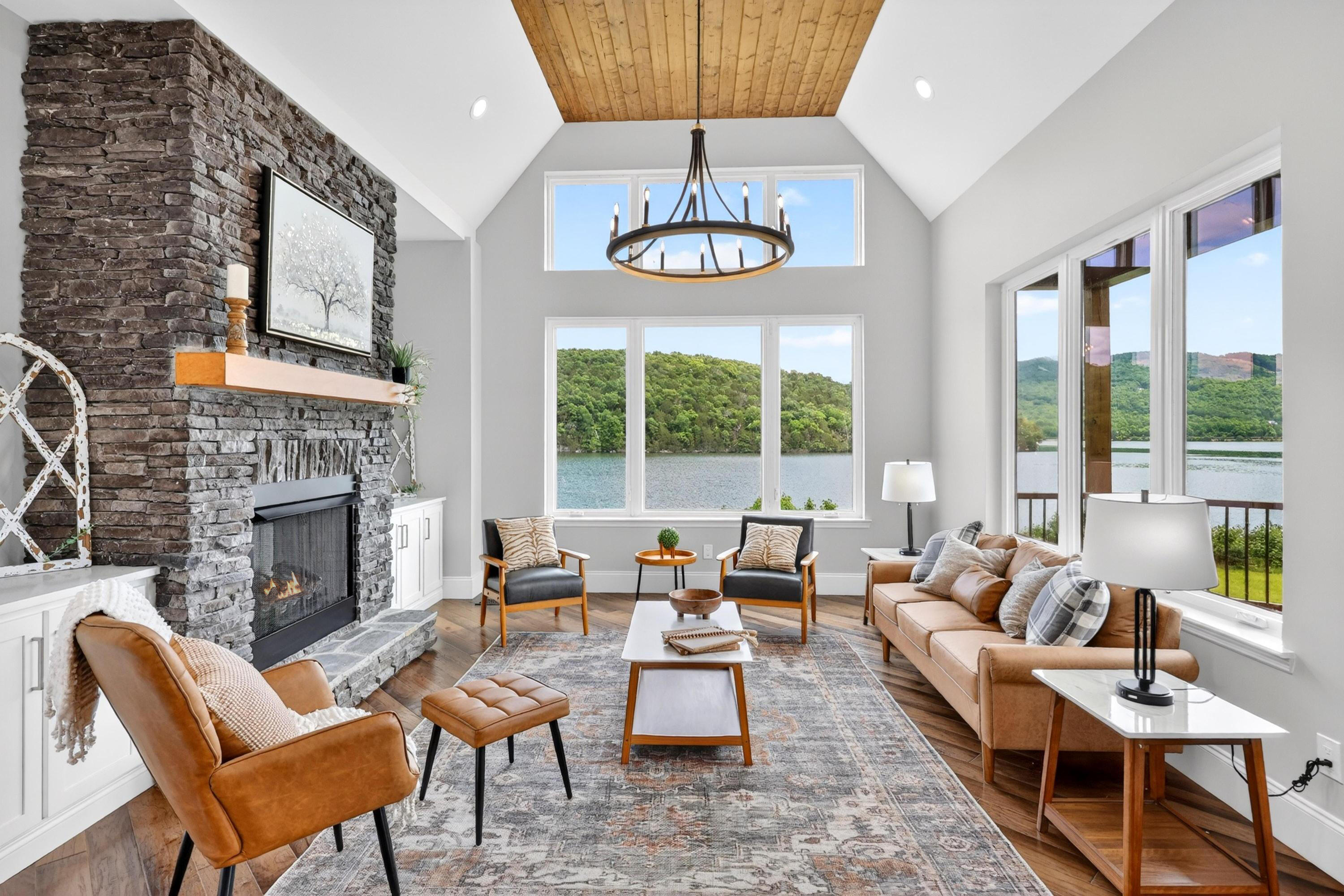 340 Edgewater Way