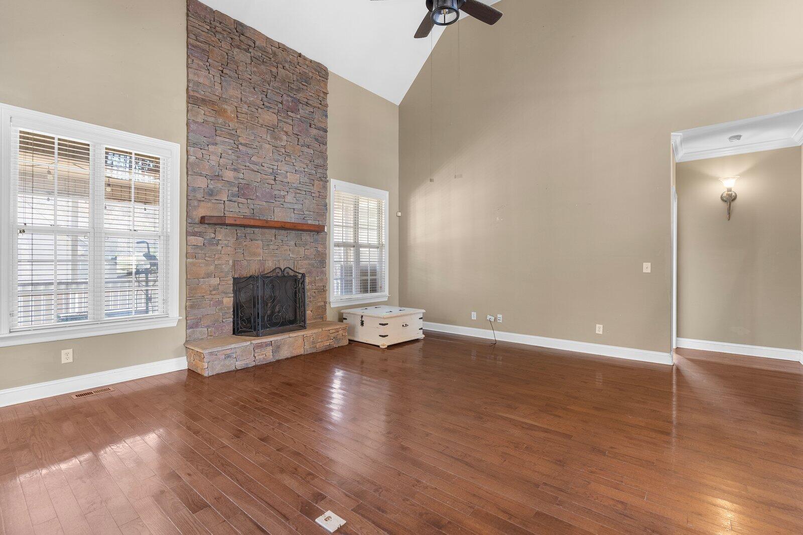 108 Doe Meadow Lane NW