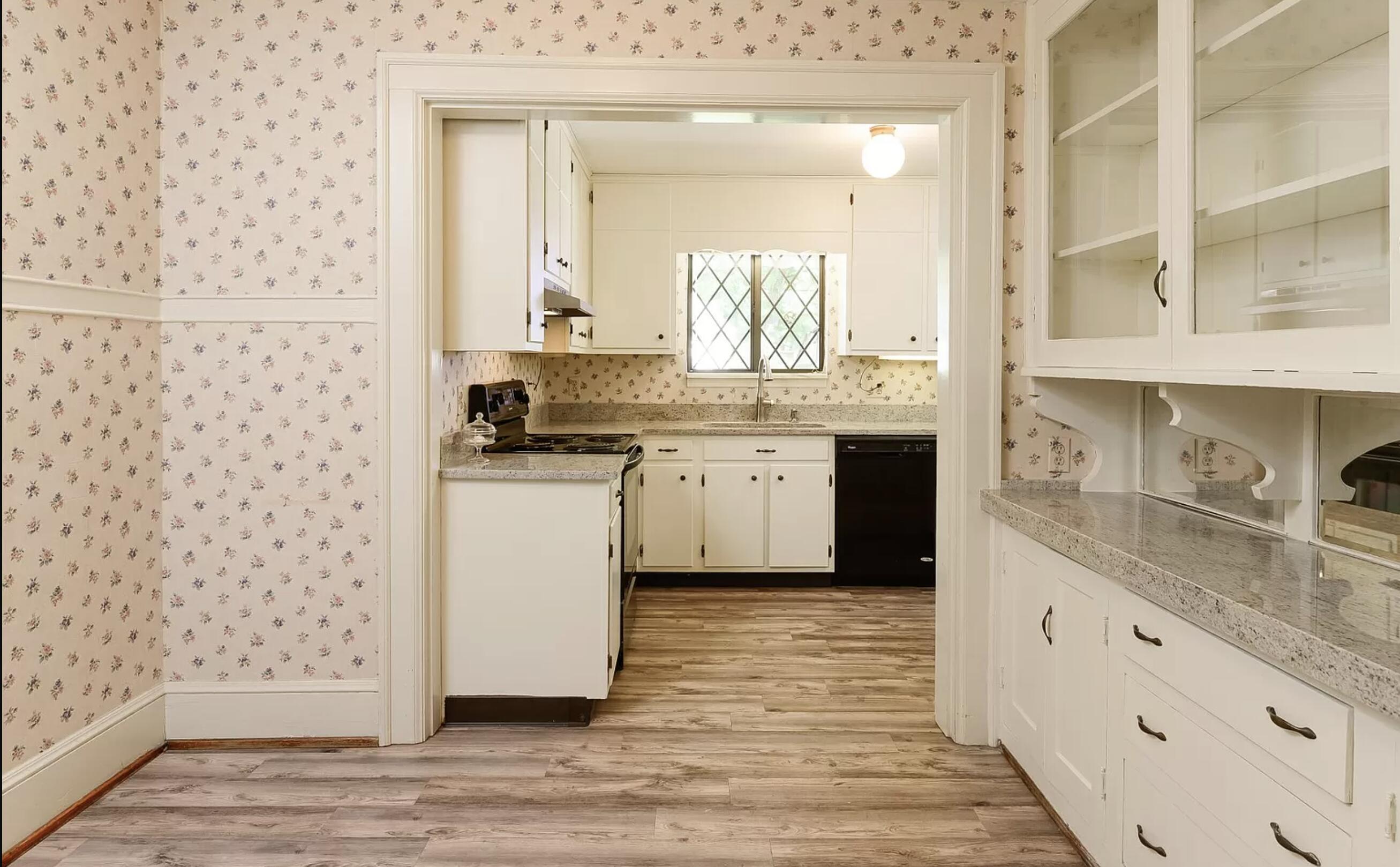 4102 Saint Elmo Avenue