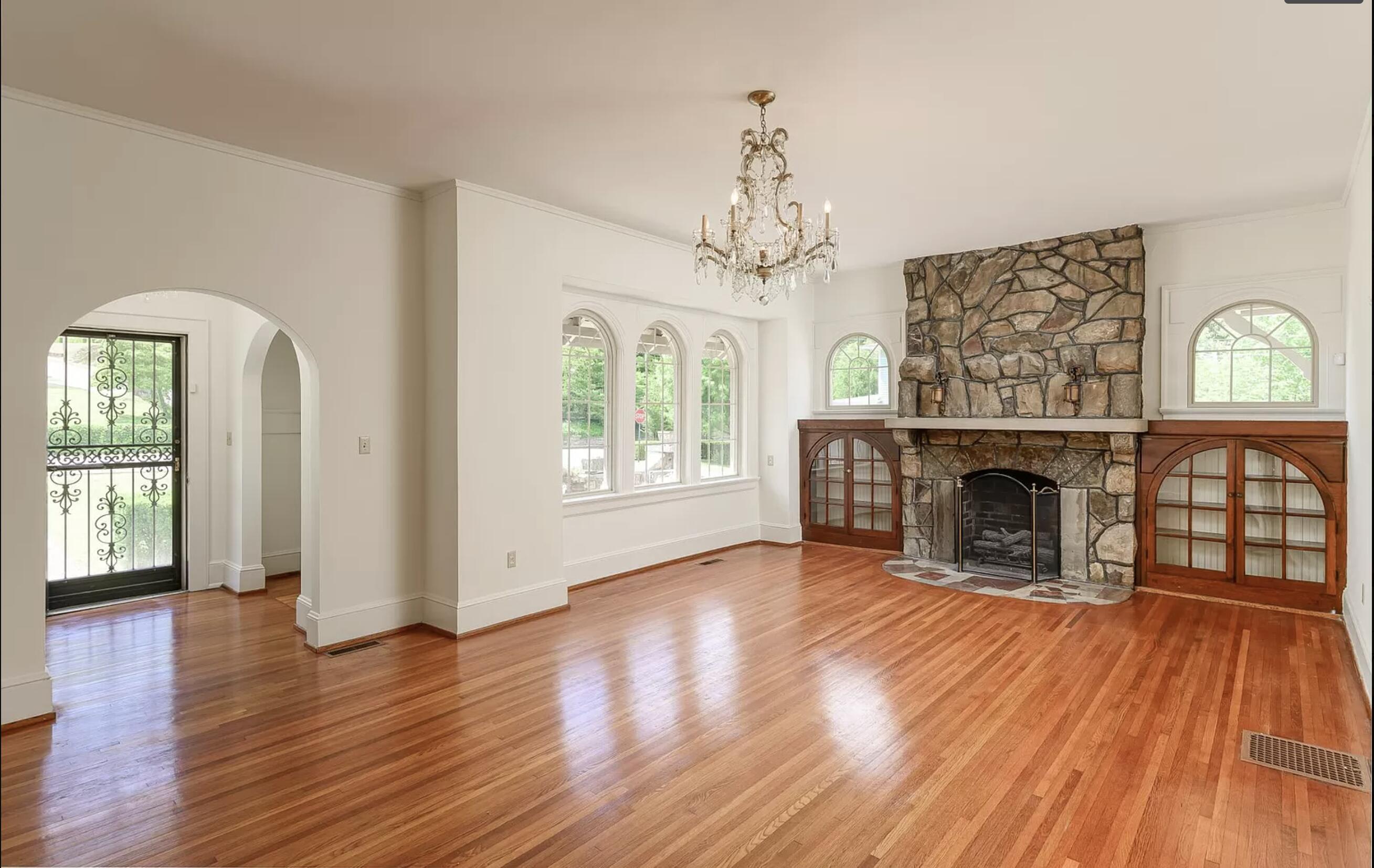 4102 Saint Elmo Avenue