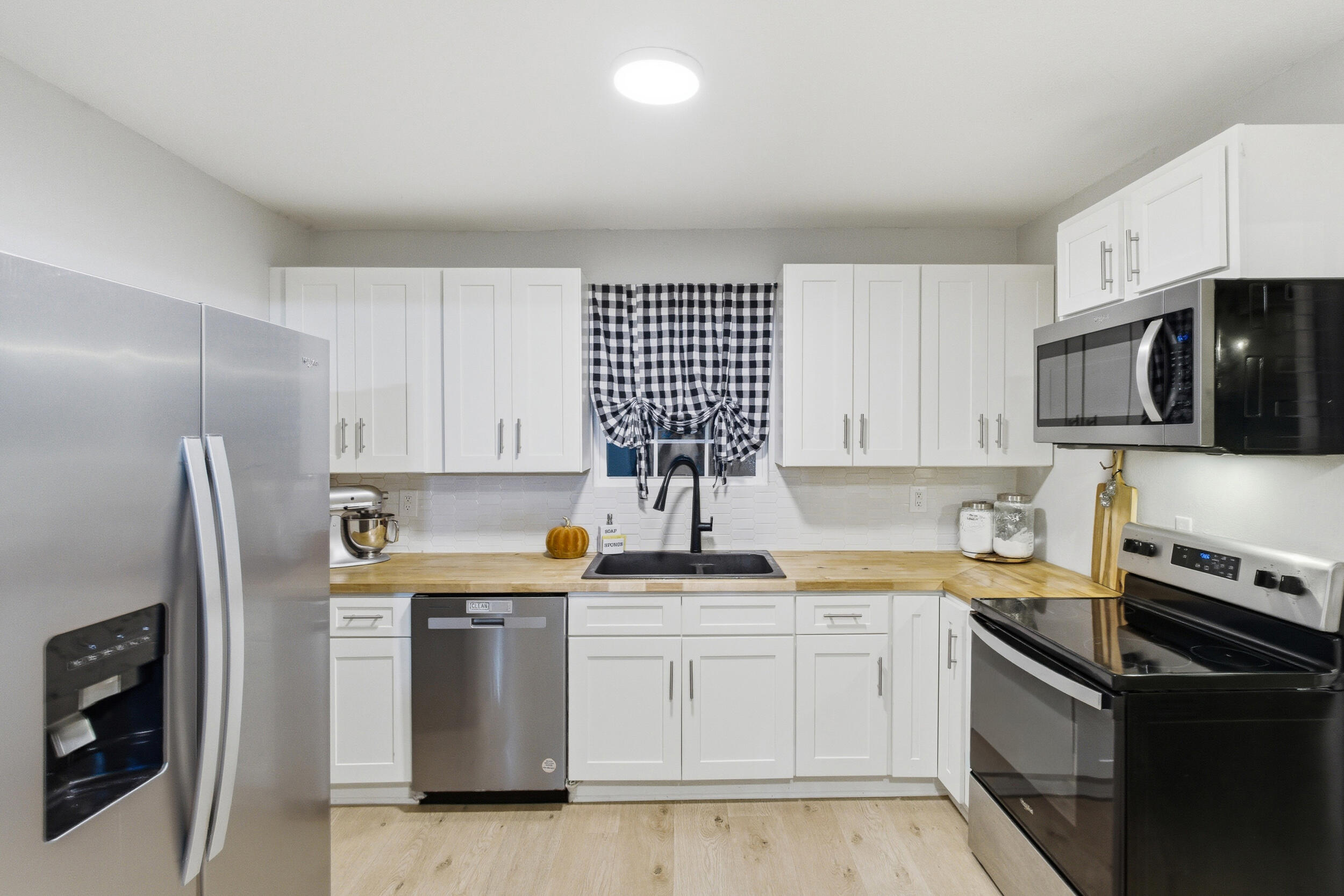 4712 Strawberry Plains Pike