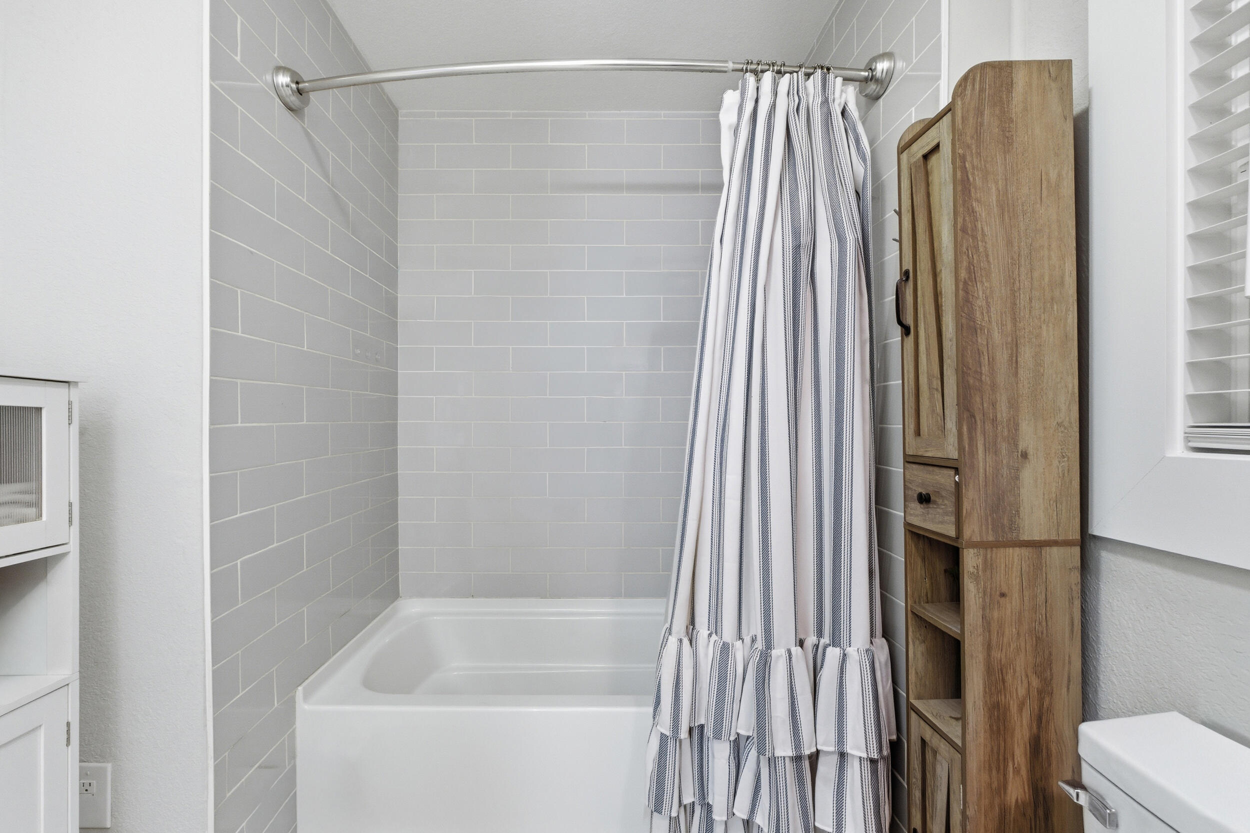 4712 Strawberry Plains Pike