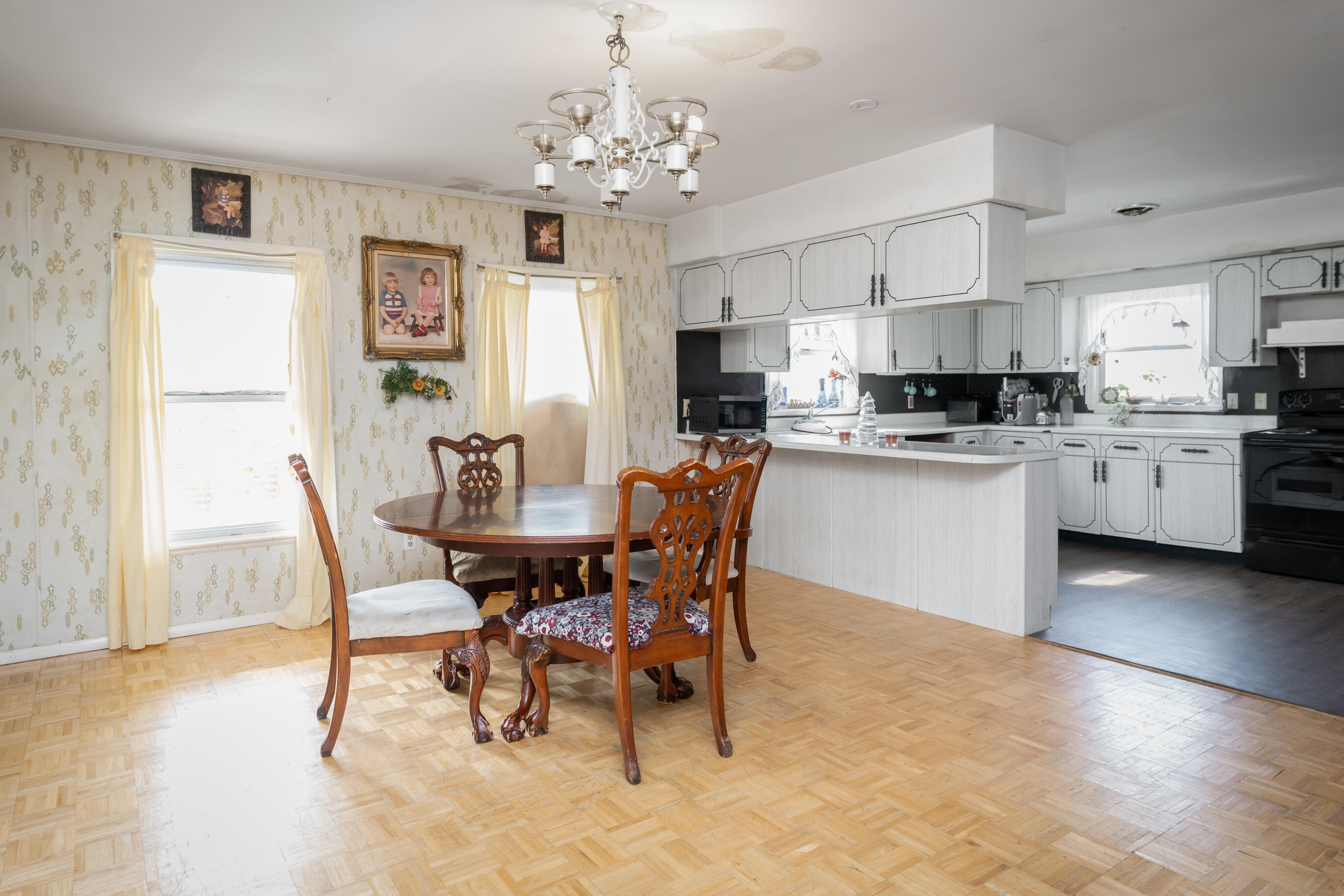 8009 Shallowford Road