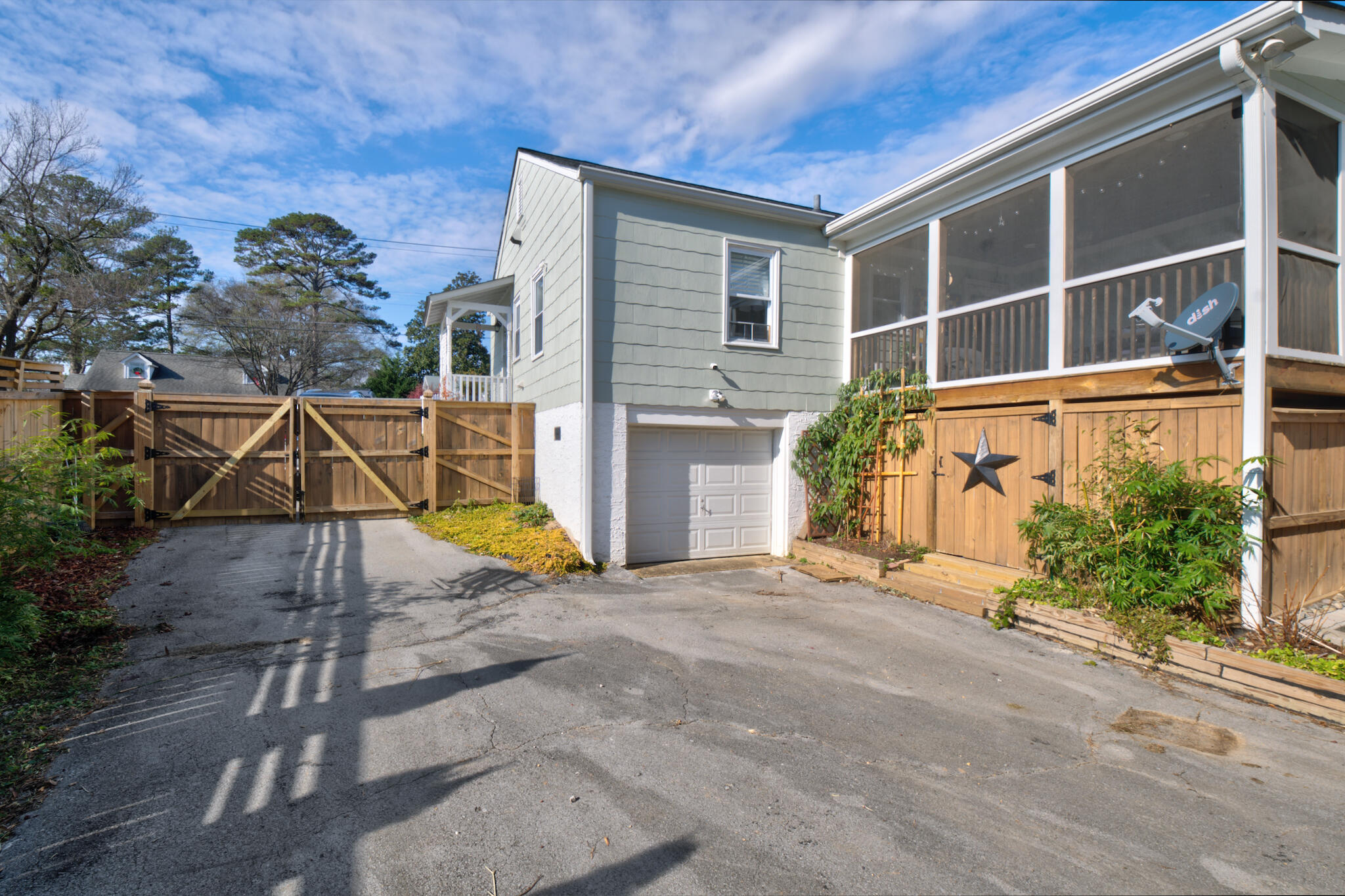 634 Marlboro Ave Avenue