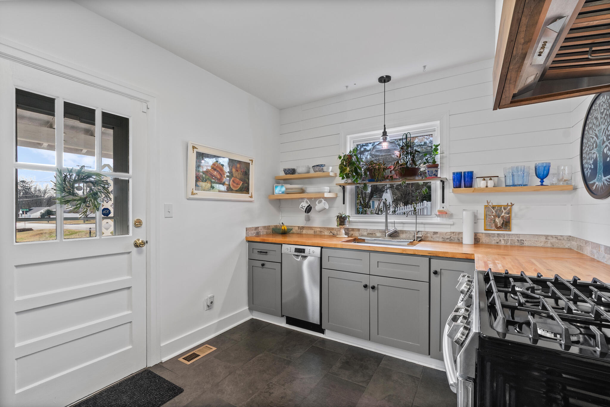 634 Marlboro Ave Avenue