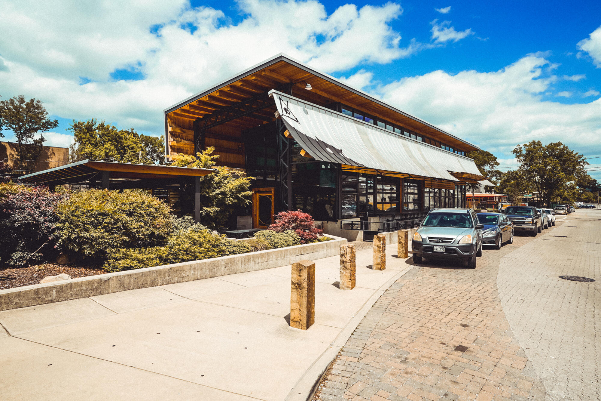 614 E Main Street, 205