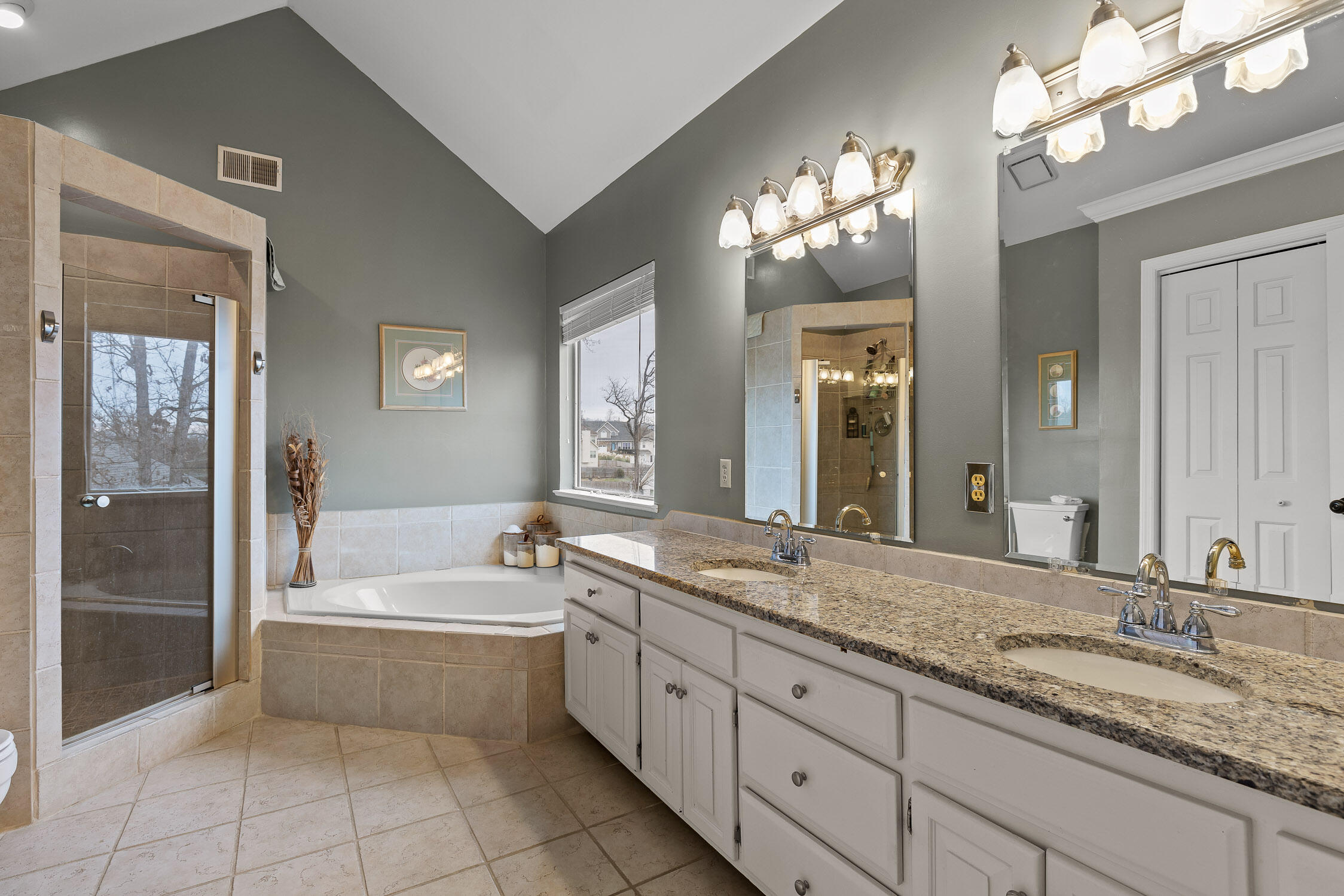 7706 Ashley Oaks Drive