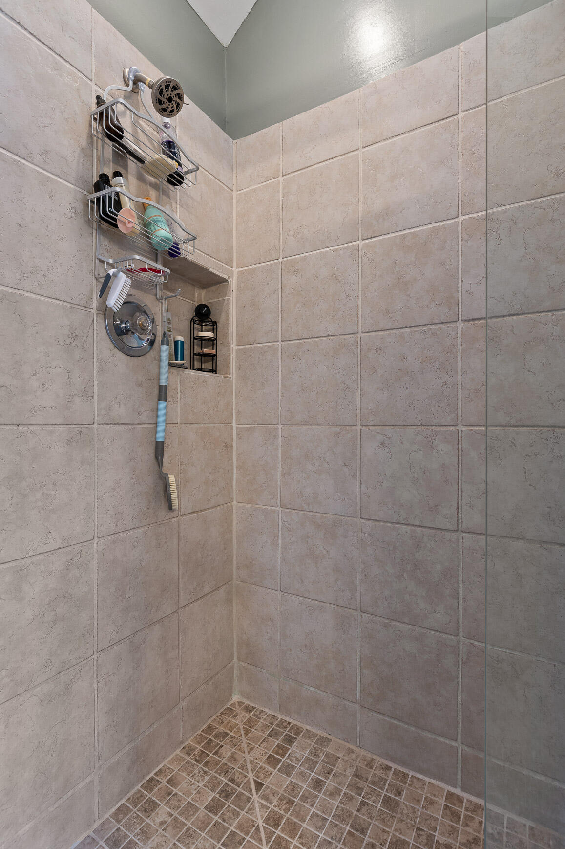 7706 Ashley Oaks Drive