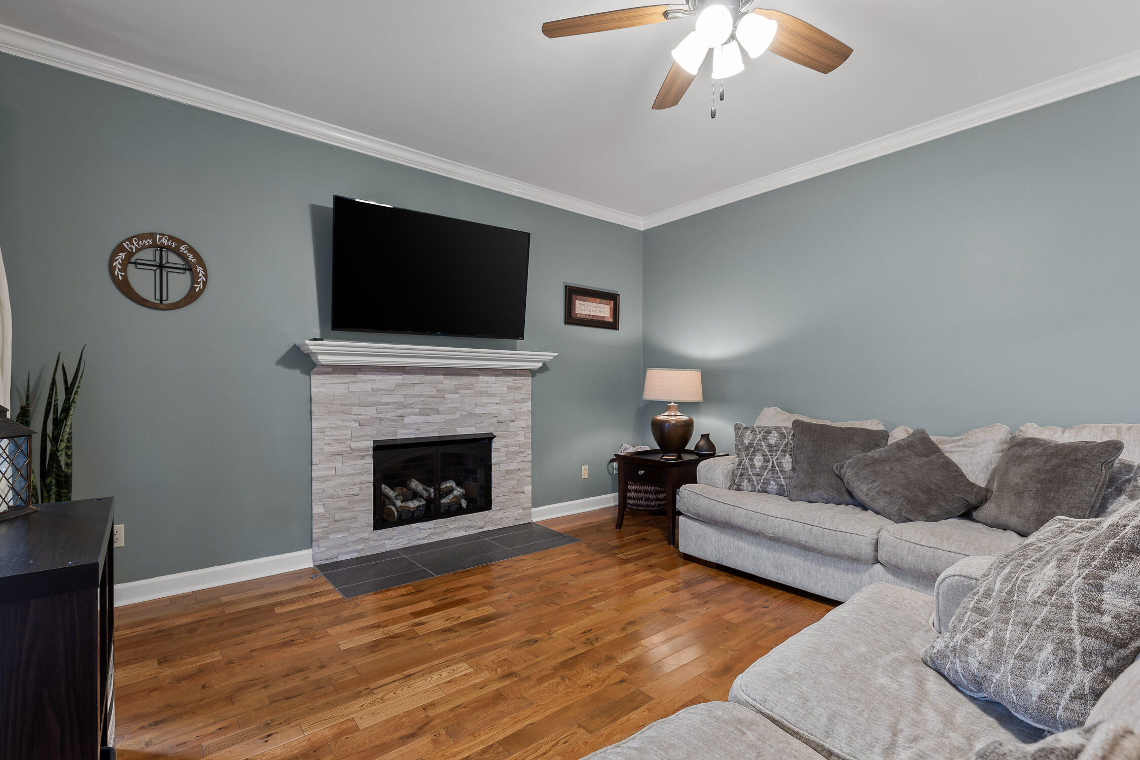 7706 Ashley Oaks Drive