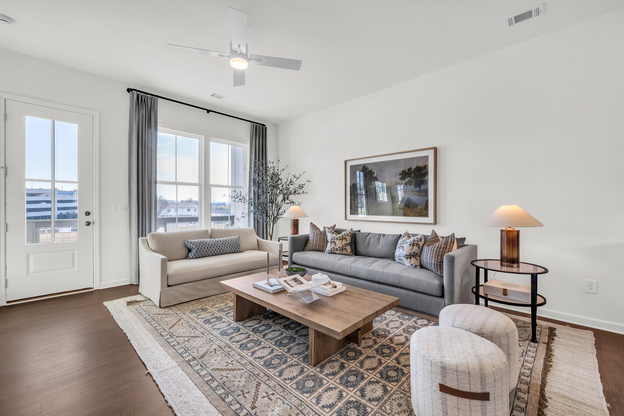 147 Peerless Avenue, 123