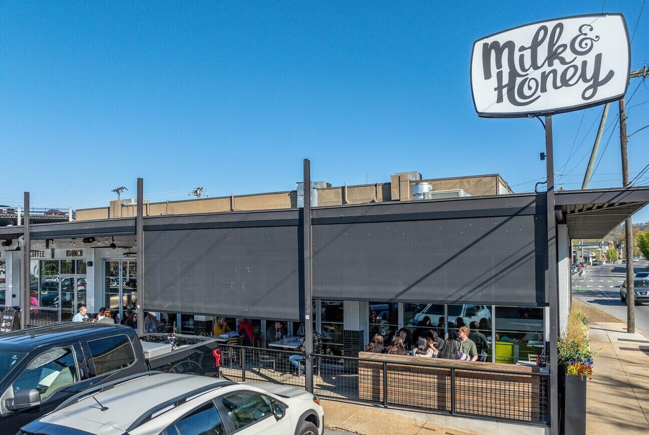 147 Peerless Avenue, 123