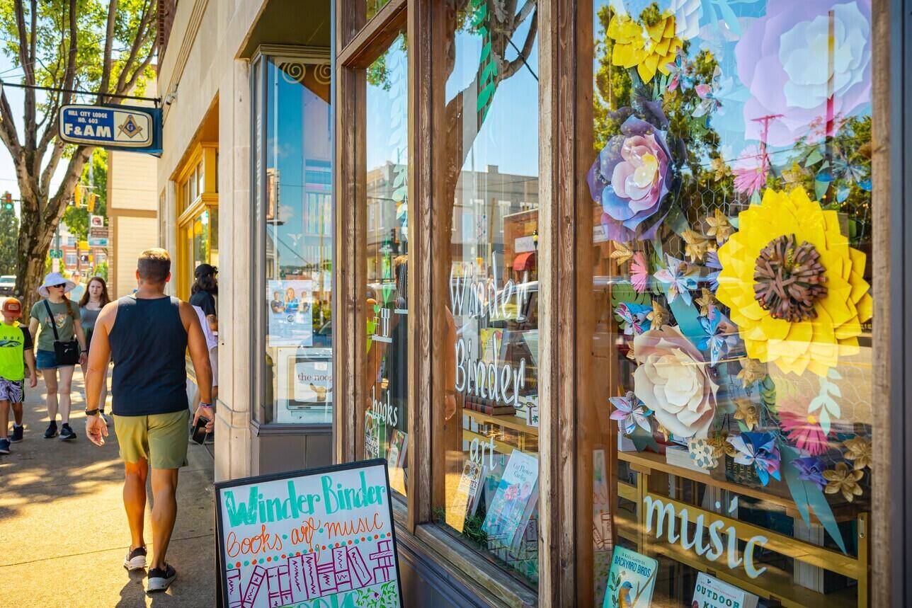 147 Peerless Avenue, 123