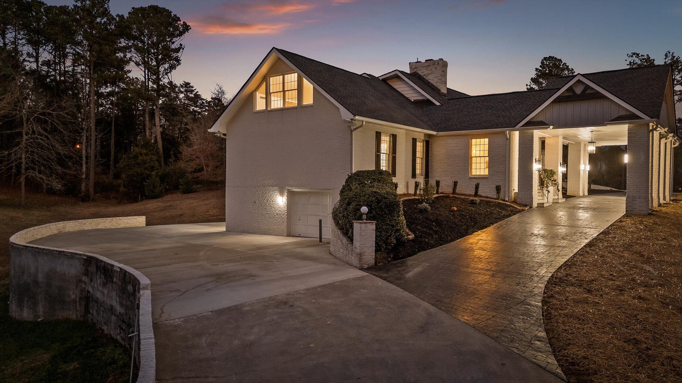 3176 Chestnut Circle NW