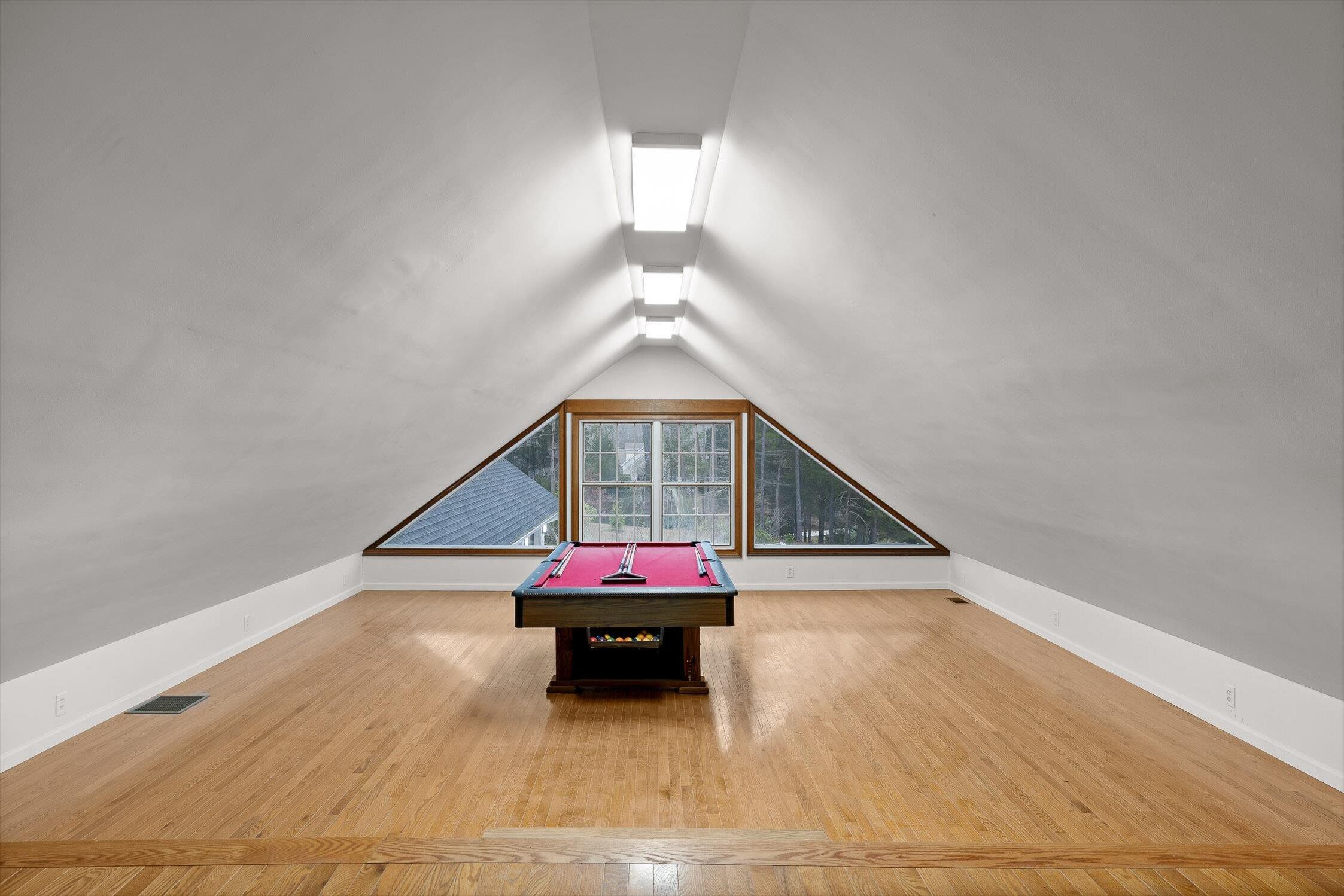 3176 Chestnut Circle NW