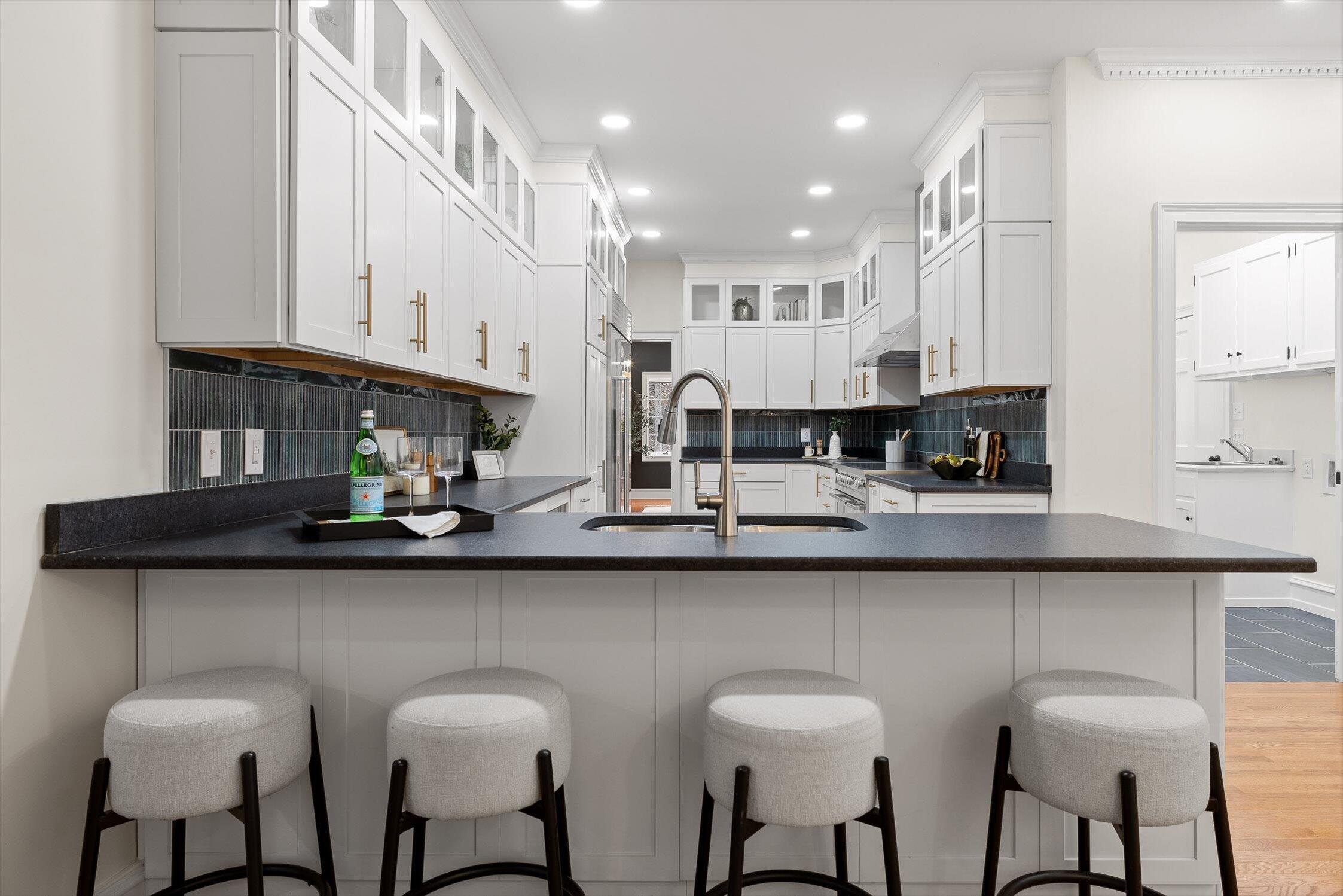 3176 Chestnut Circle NW