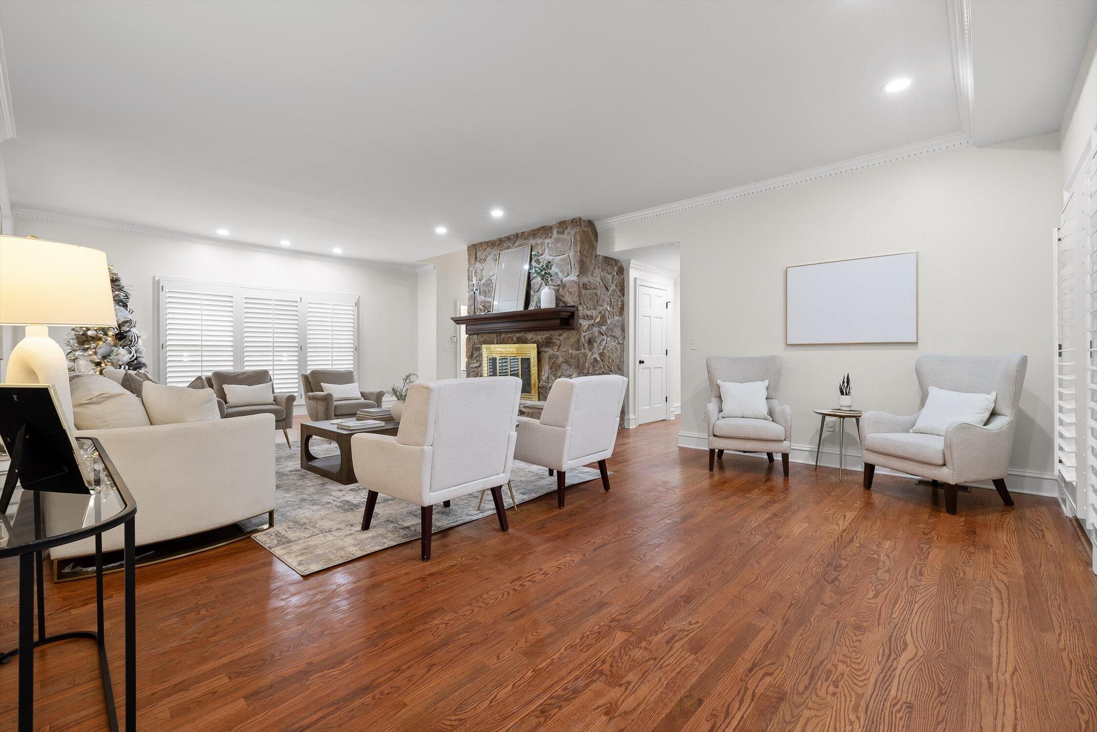 3176 Chestnut Circle NW