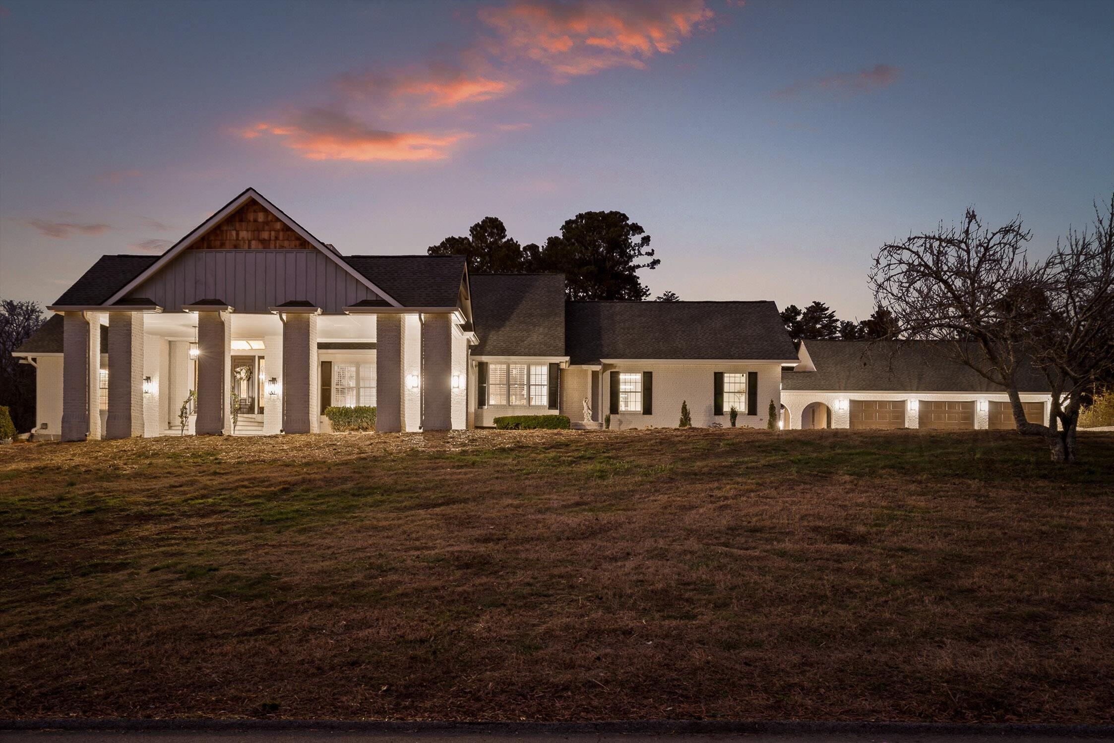 3176 Chestnut Circle NW