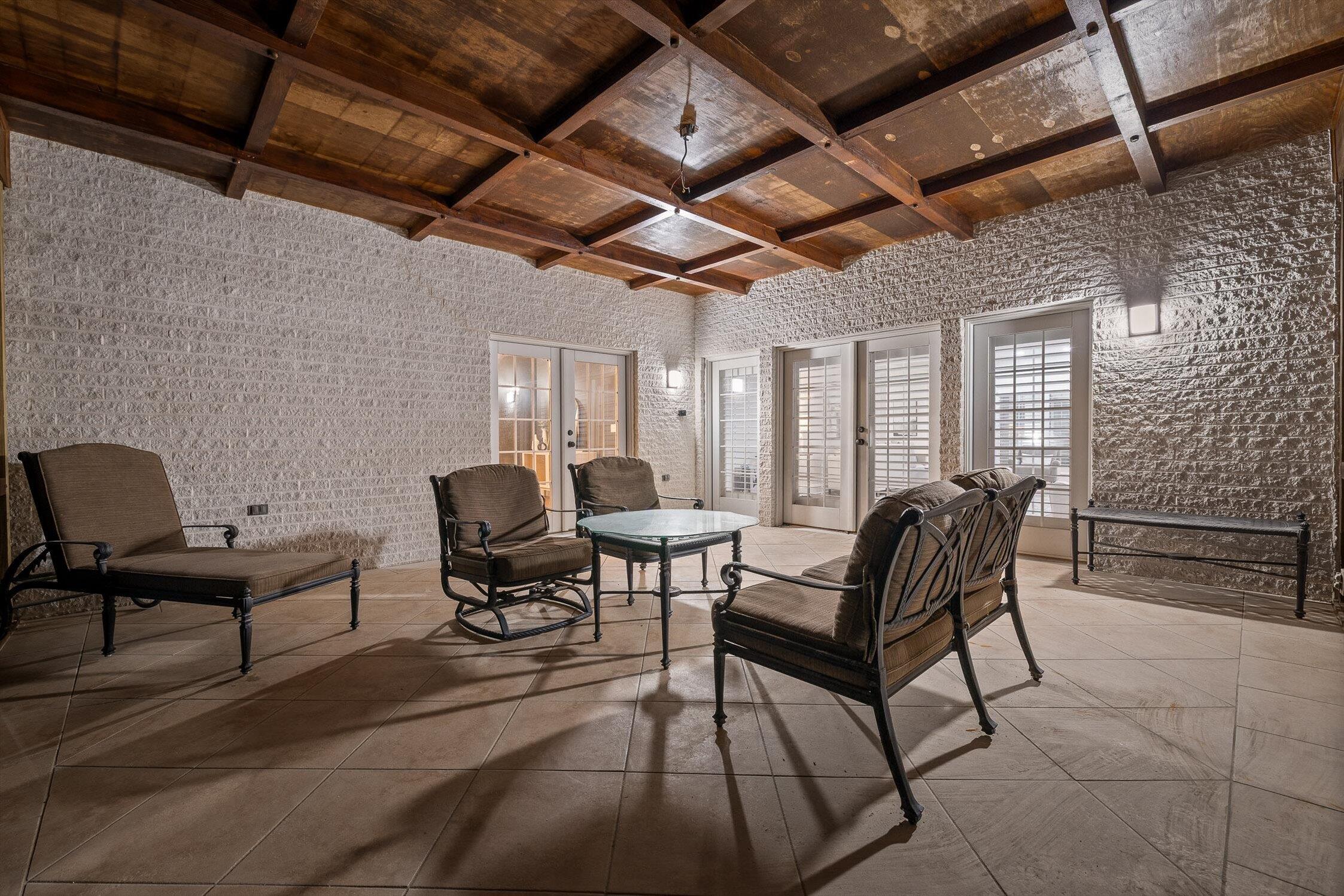 3176 Chestnut Circle NW