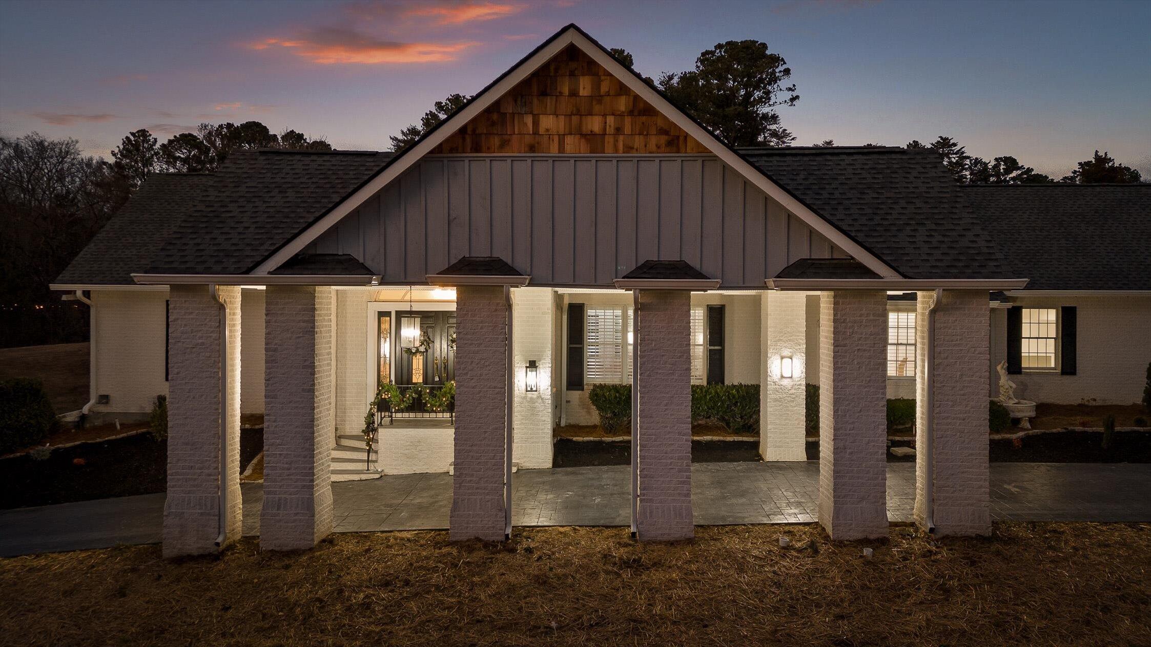 3176 Chestnut Circle NW