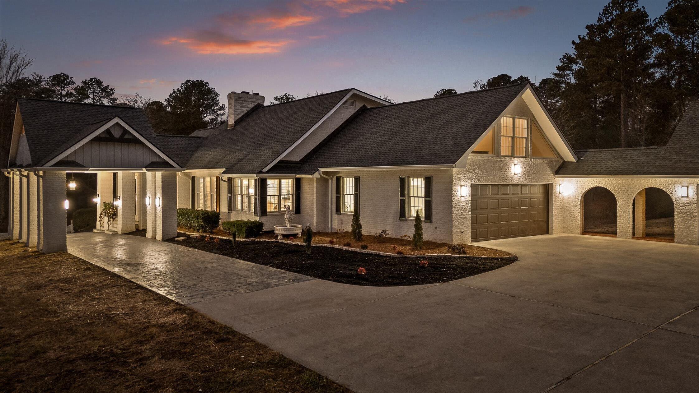 3176 Chestnut Circle NW