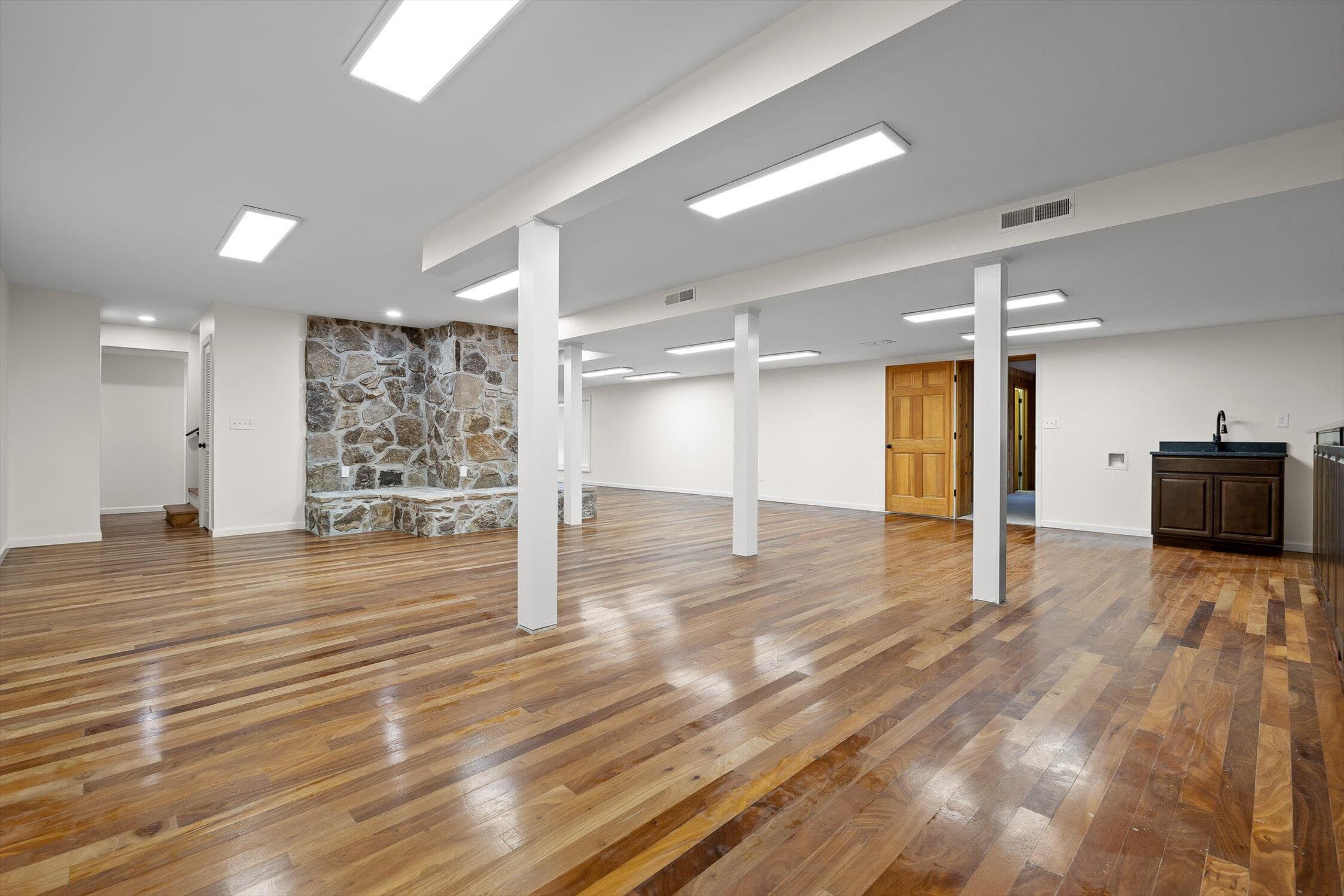 3176 Chestnut Circle NW