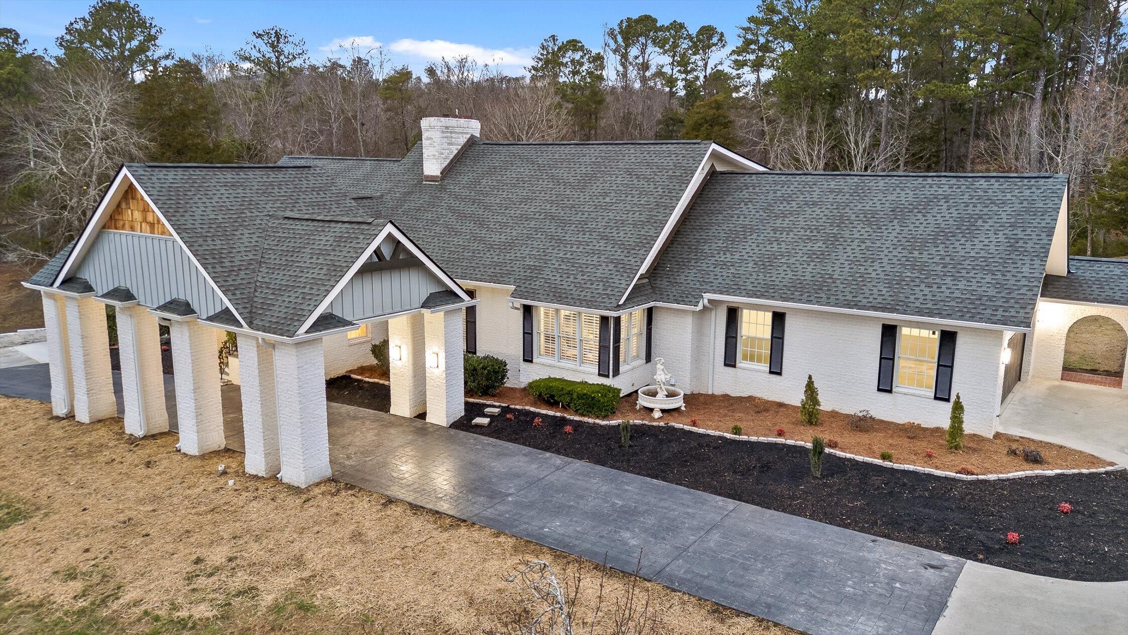 3176 Chestnut Circle NW