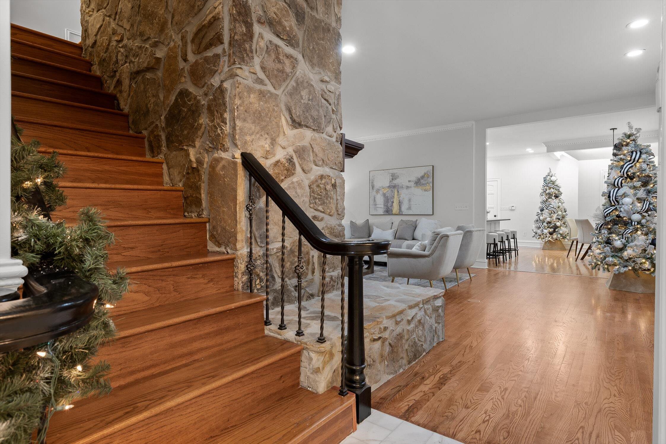 3176 Chestnut Circle NW