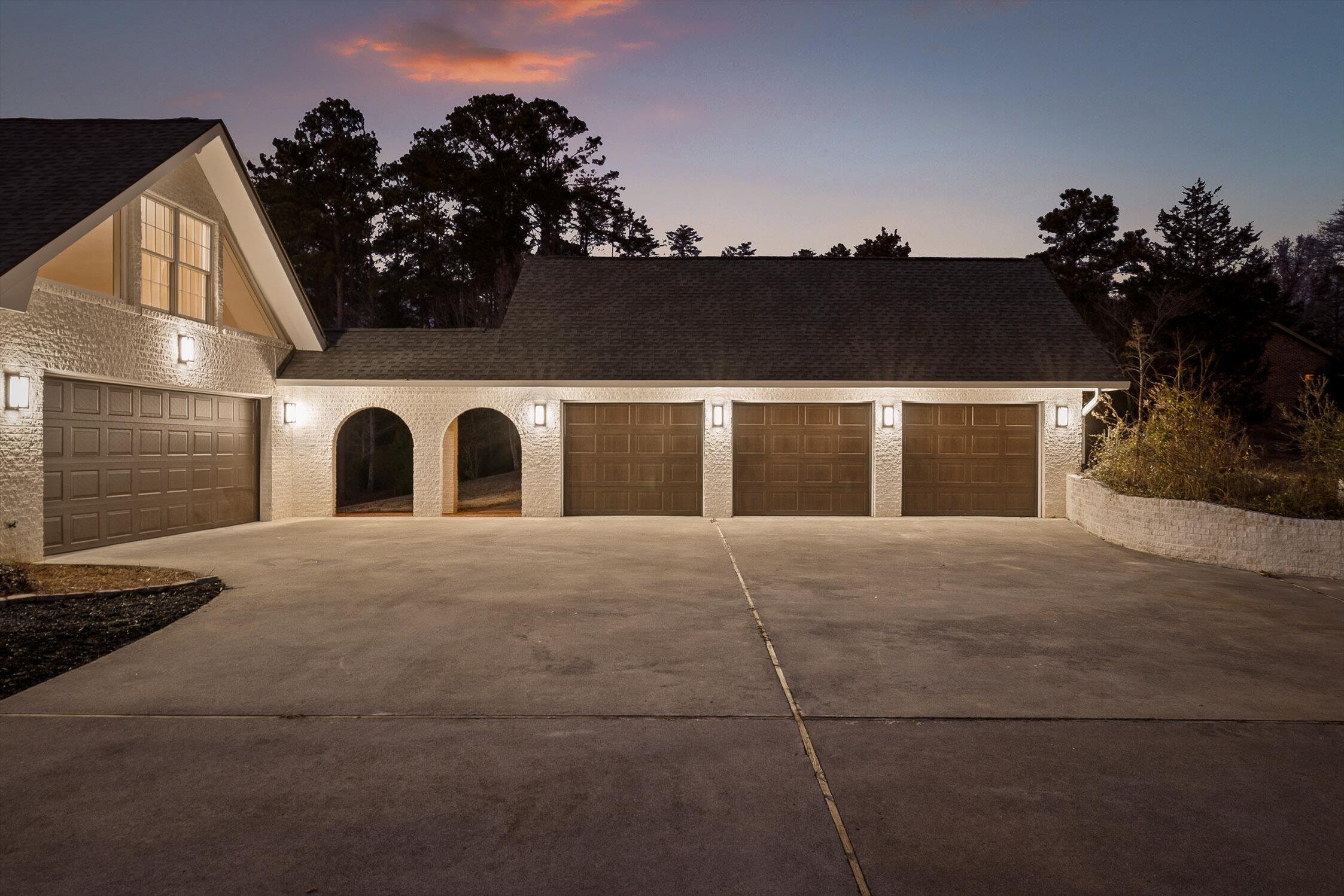 3176 Chestnut Circle NW