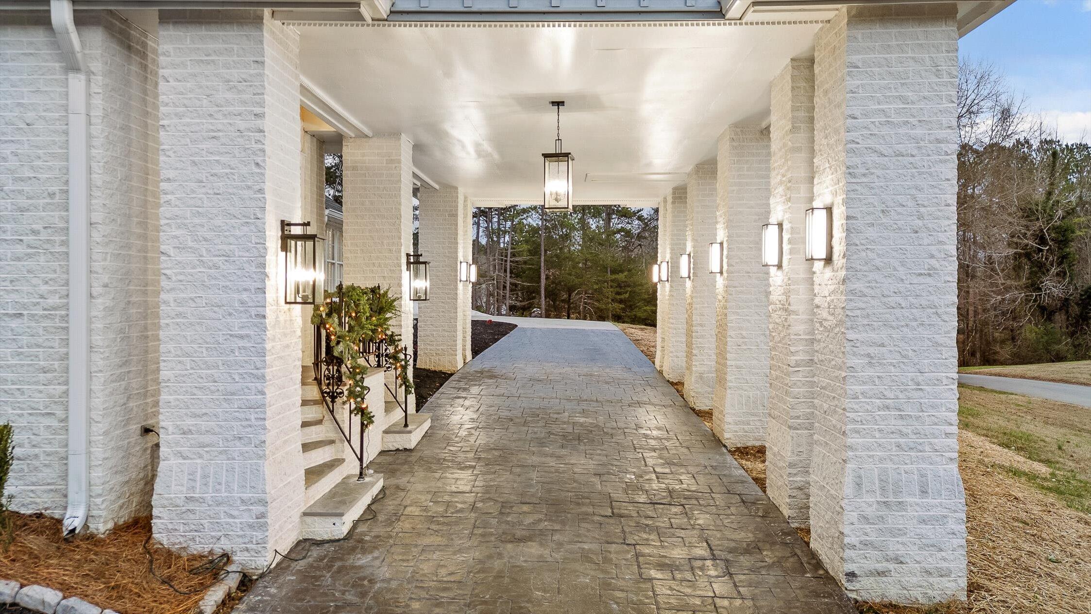 3176 Chestnut Circle NW