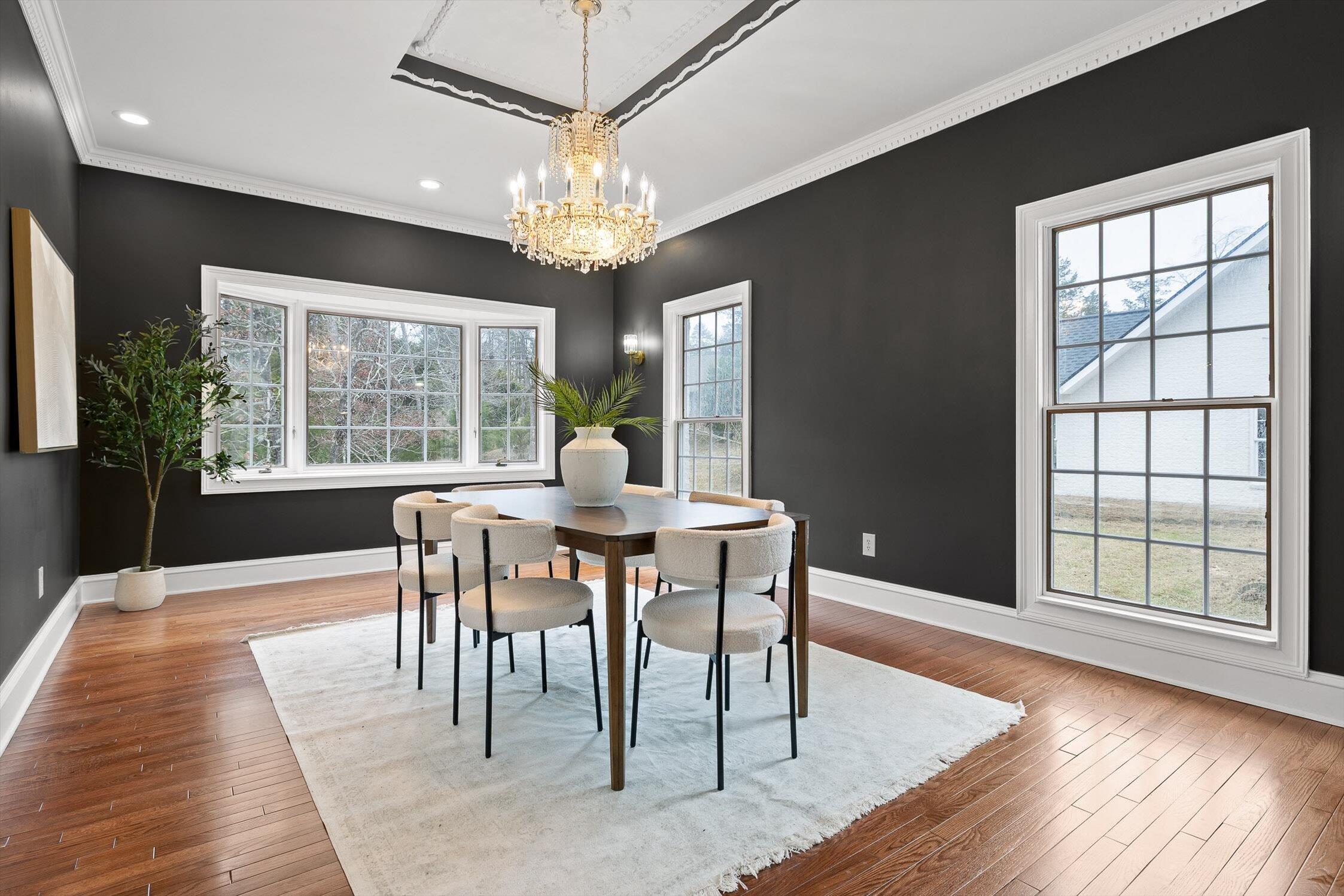 3176 Chestnut Circle NW