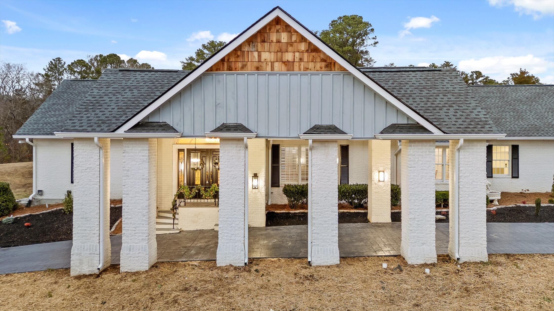 3176 Chestnut Circle NW