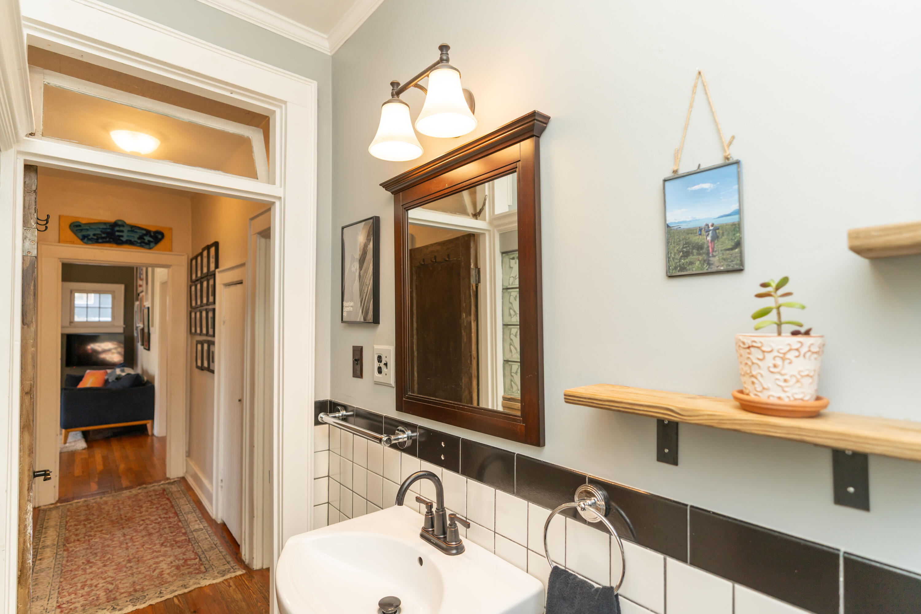 916 Mississippi Avenue