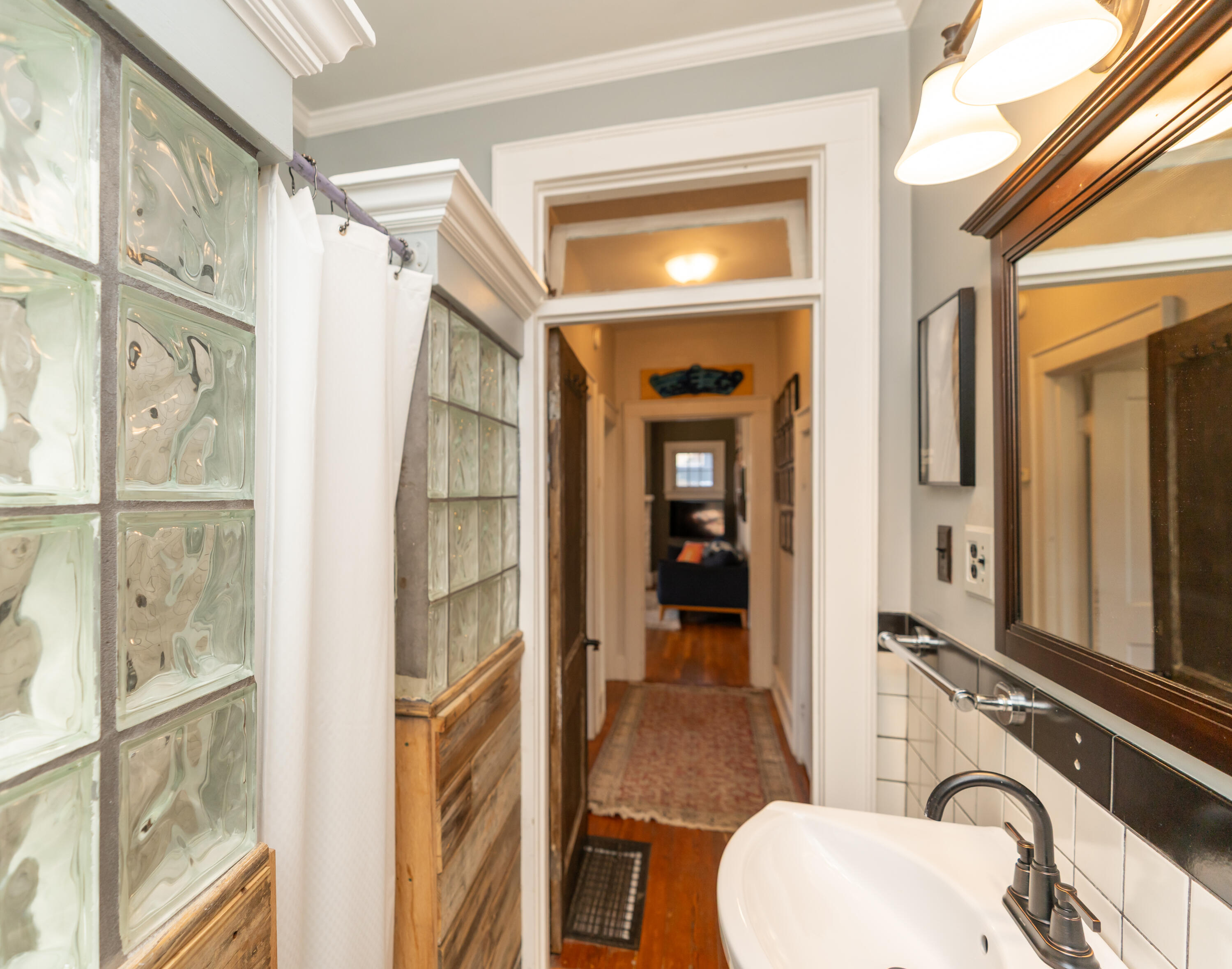 916 Mississippi Avenue