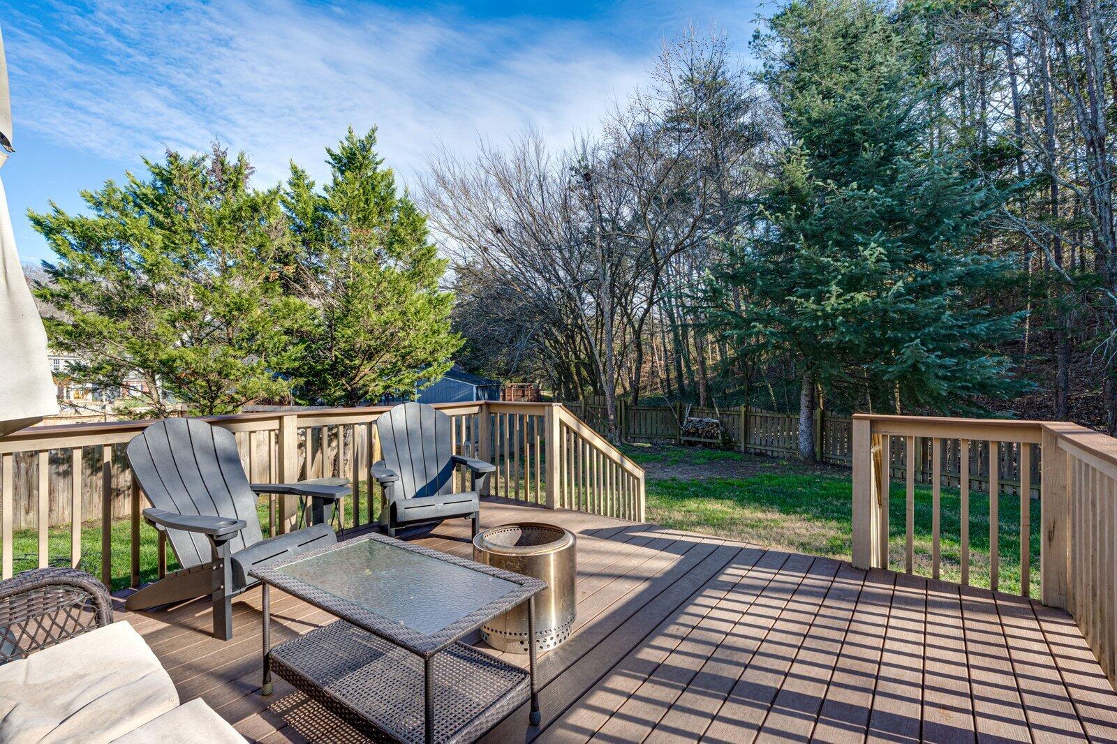 5864 Crooked Creek Drive