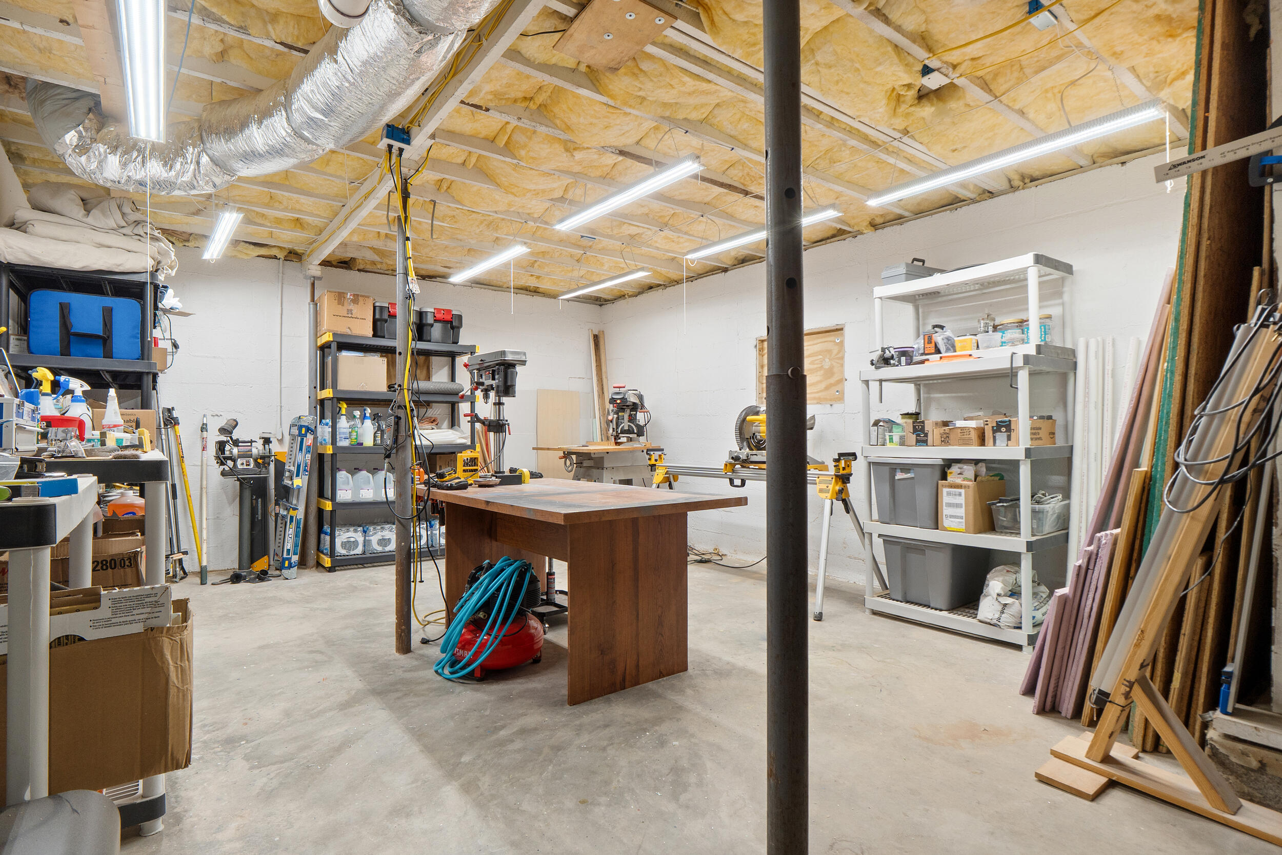 1826 Auburndale Avenue