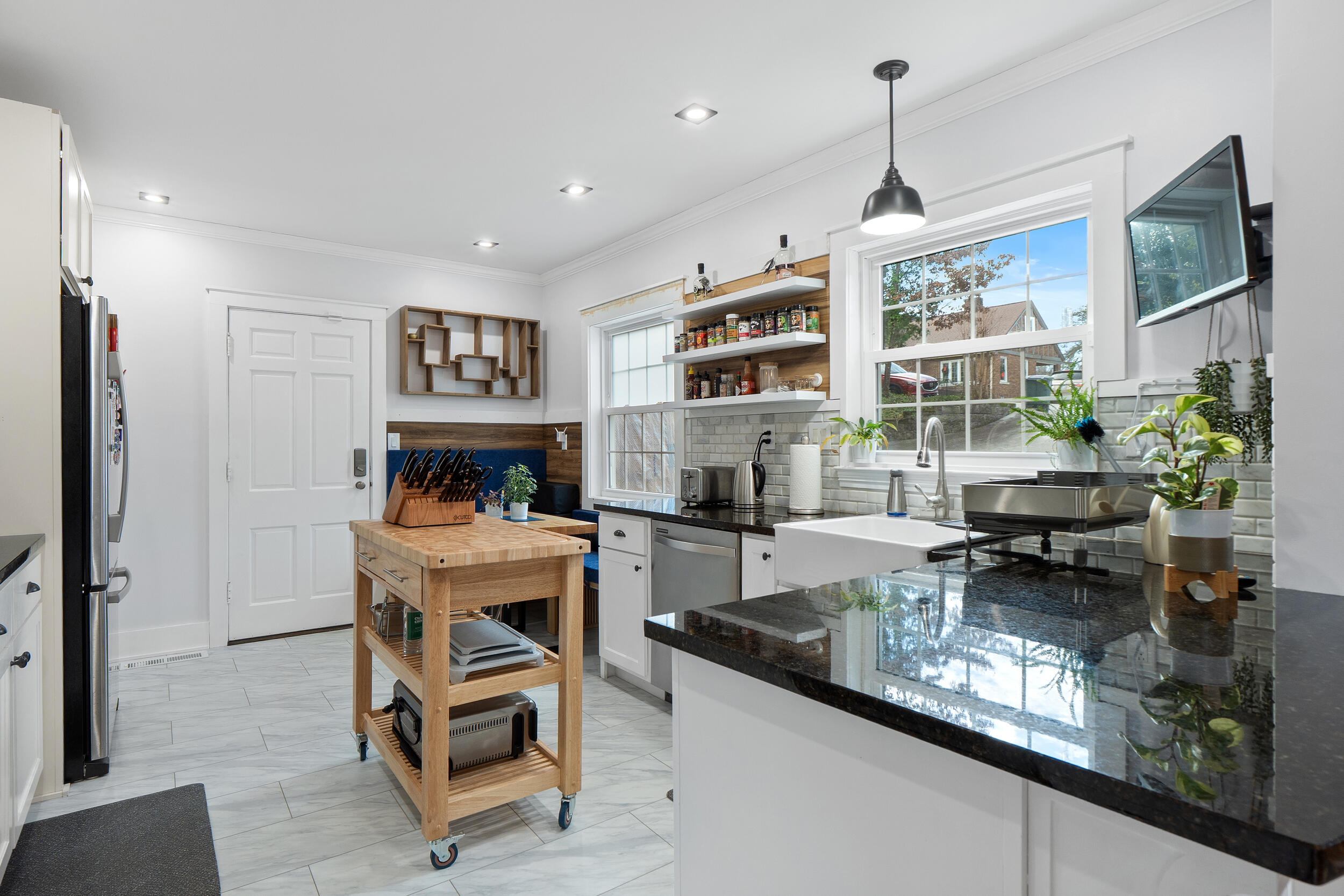 1826 Auburndale Avenue