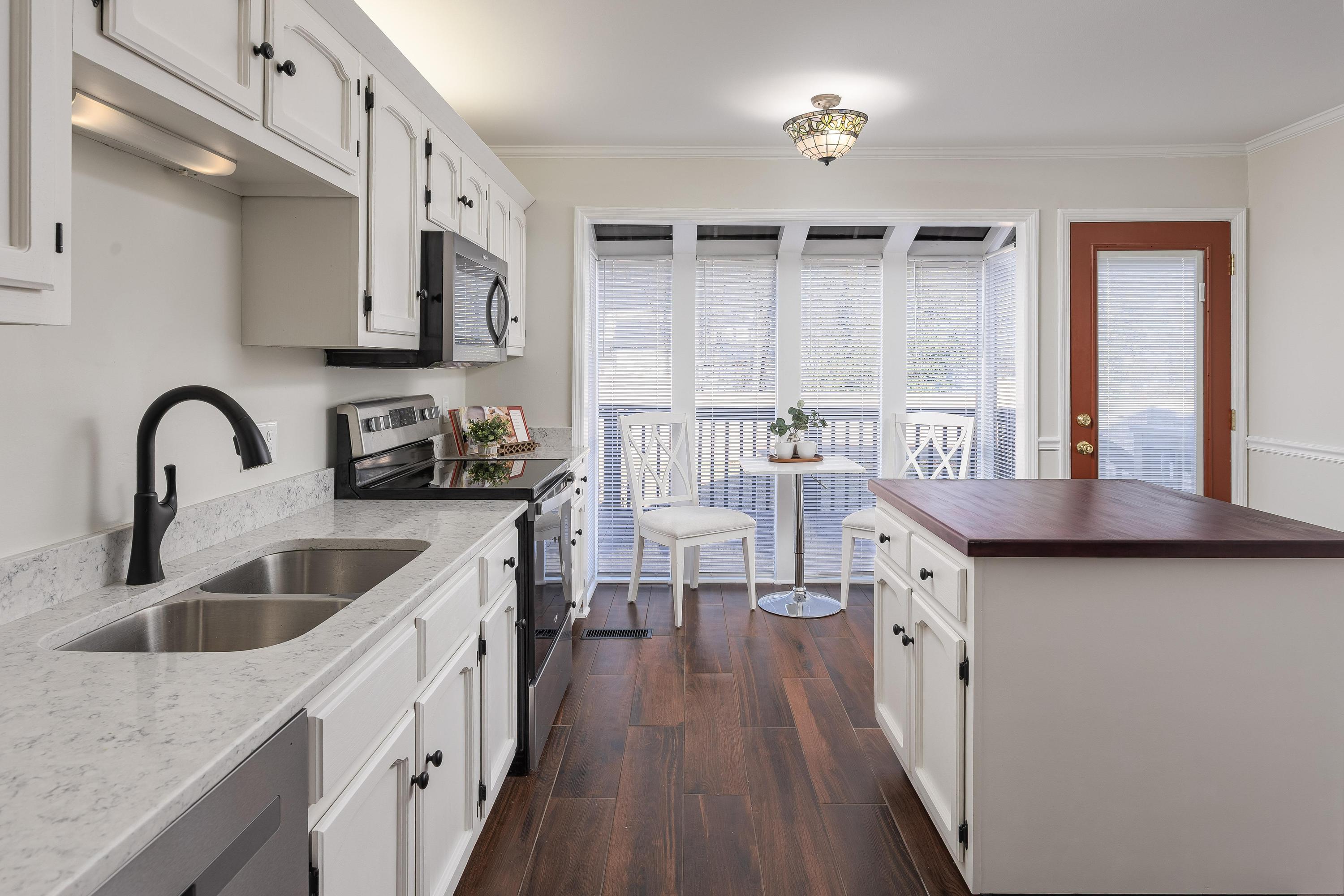 1413 Stratman Circle