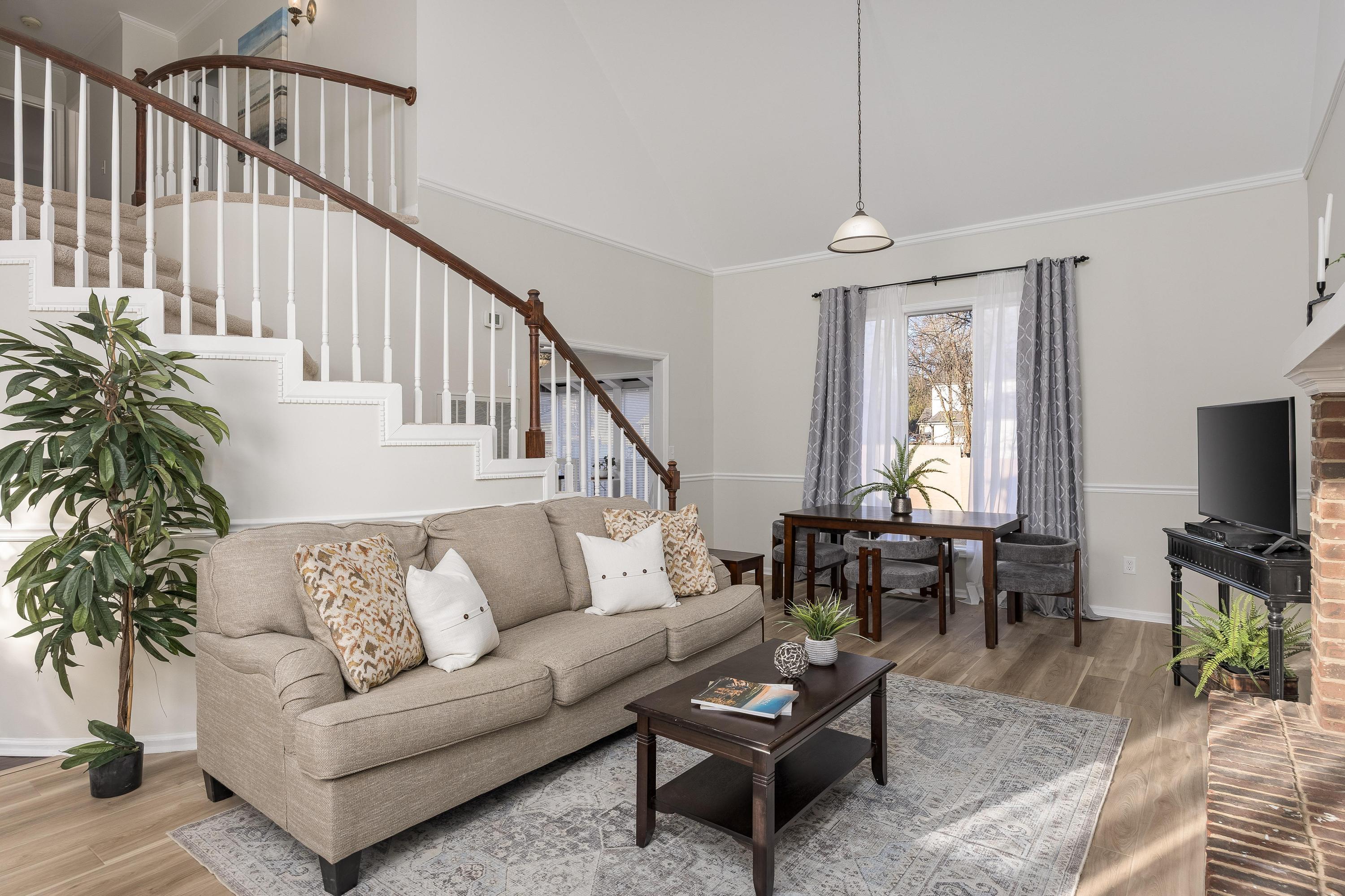 1413 Stratman Circle