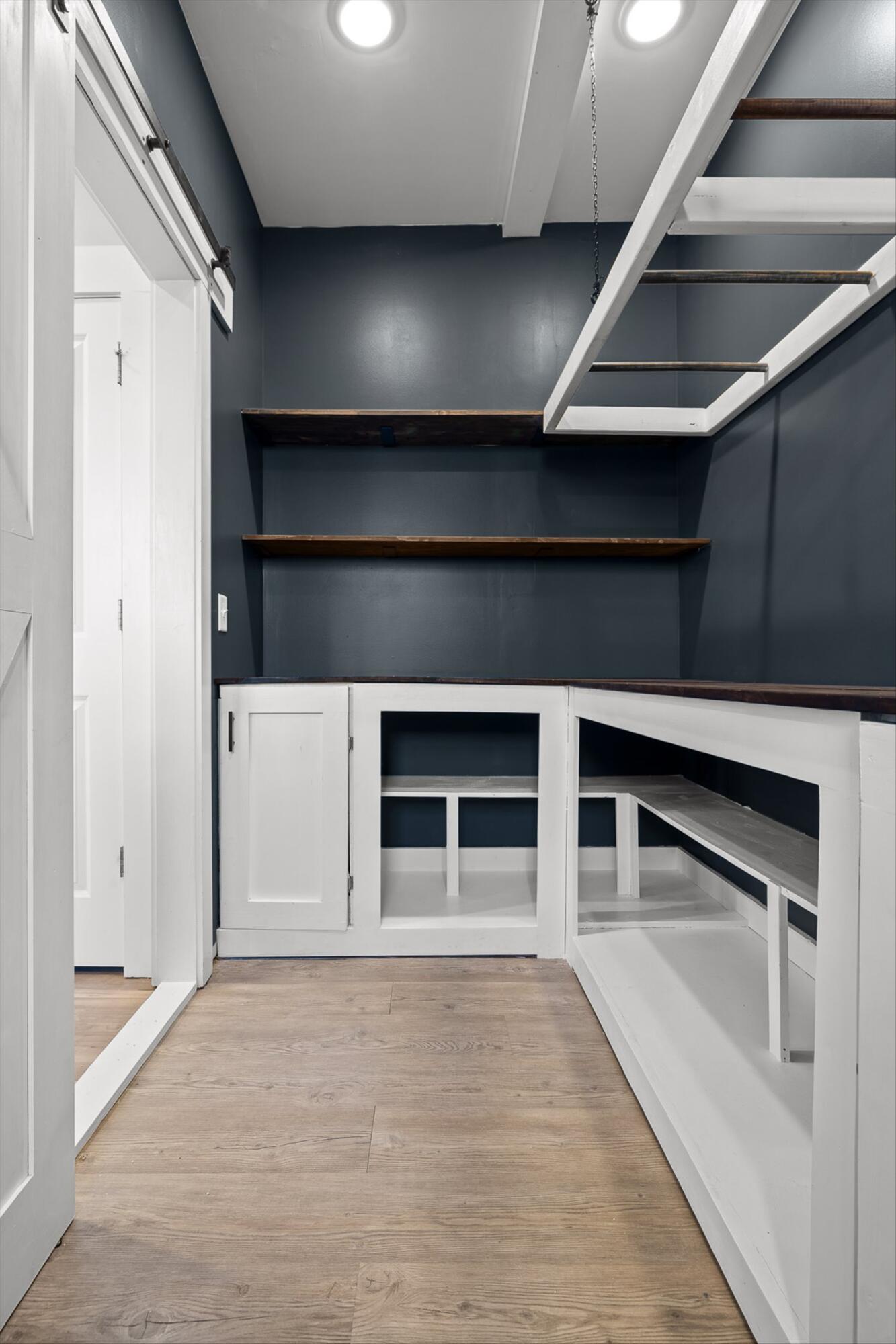 8112 Holly Crest Drive