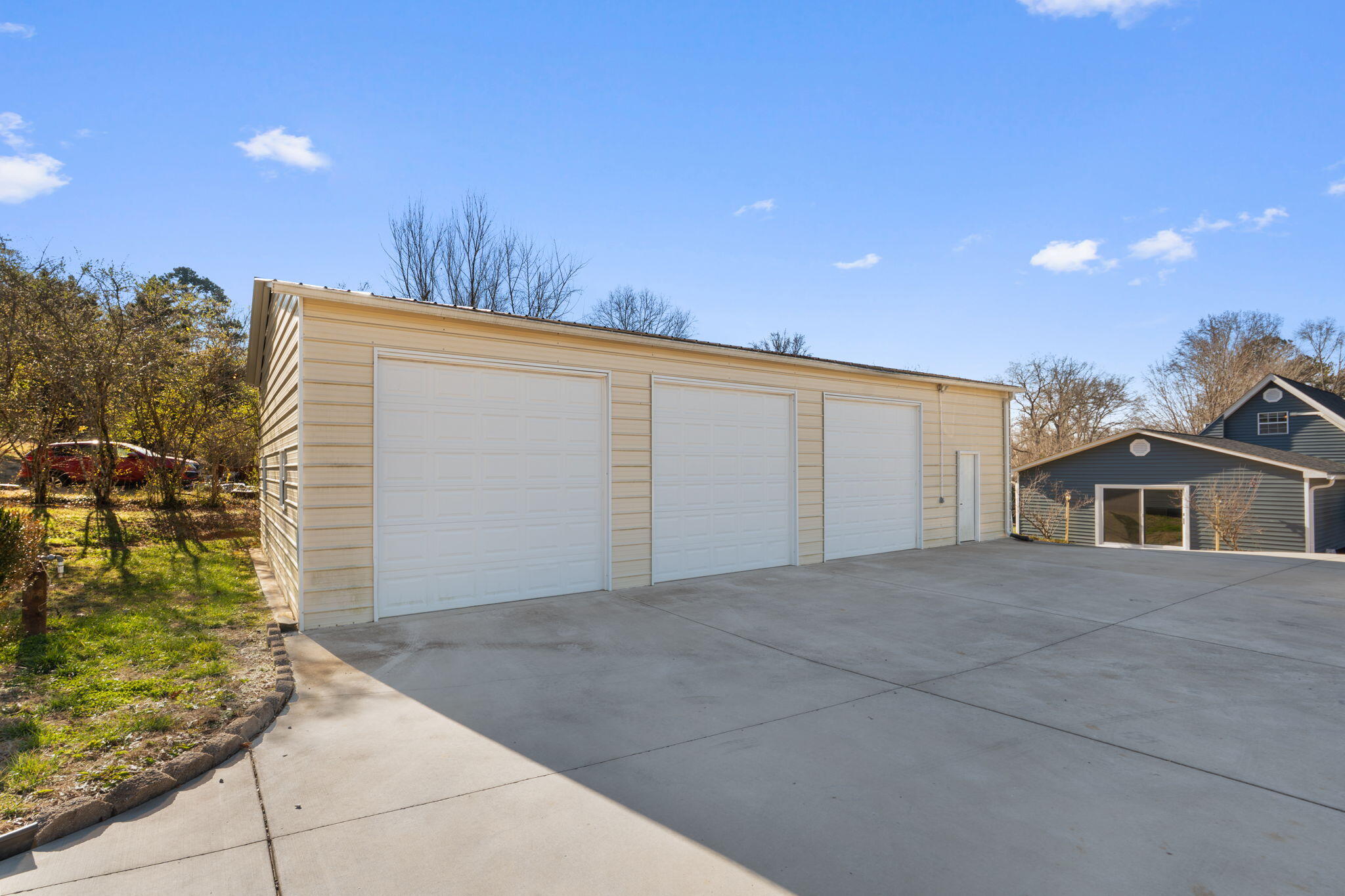 6072 Lamontville Road