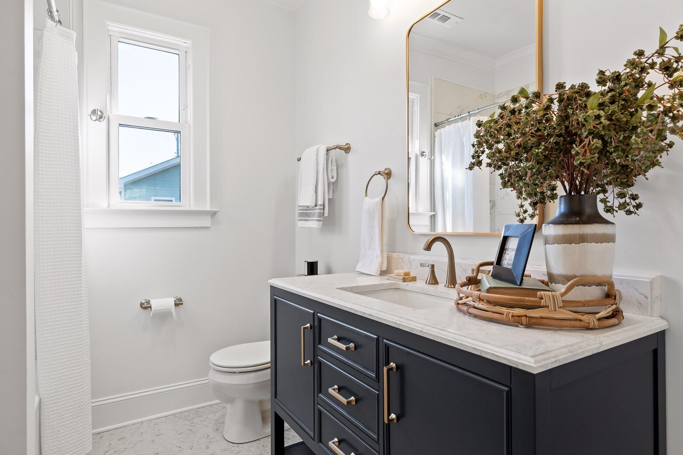 1610 Anderson Avenue