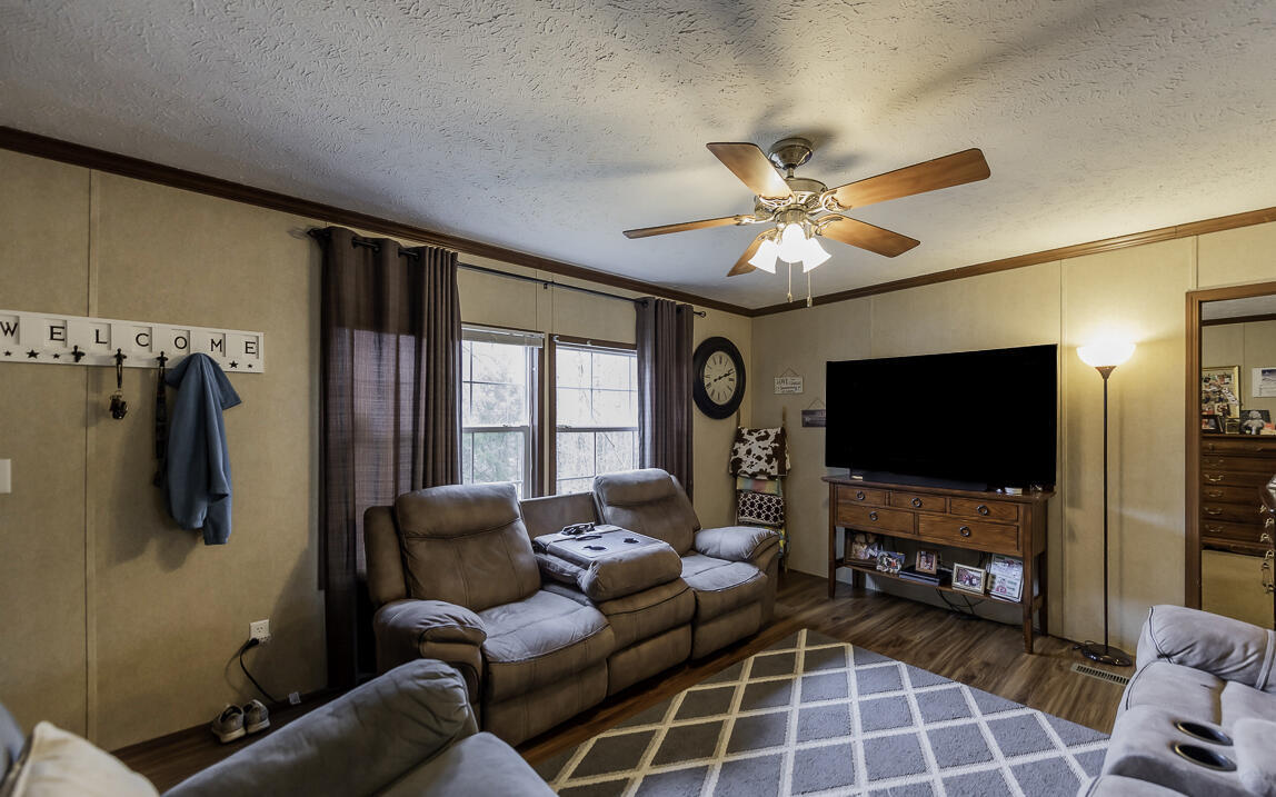 250 Appaloosa Drive, 95