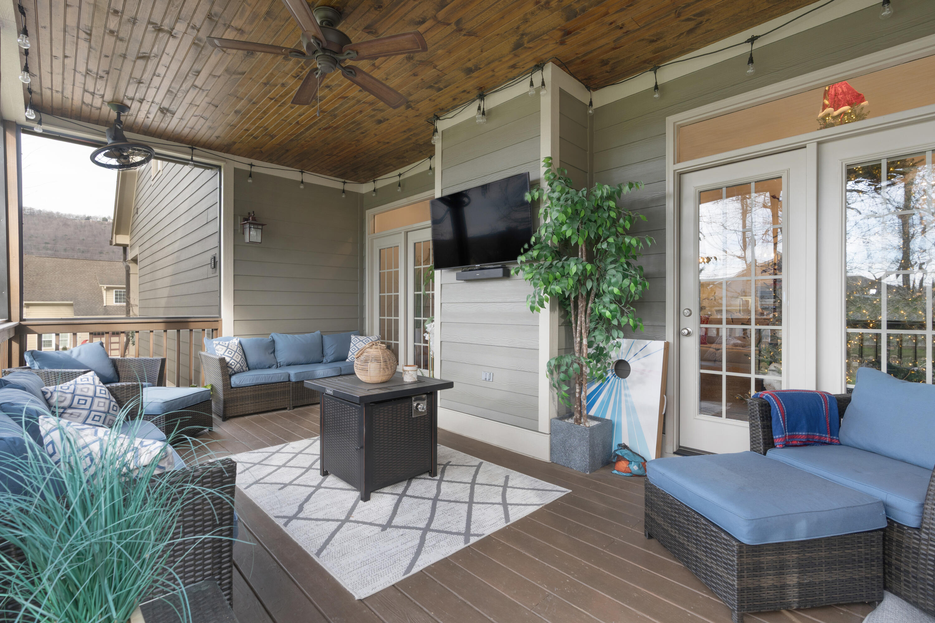 1150 Saddlebrook Drive, 195