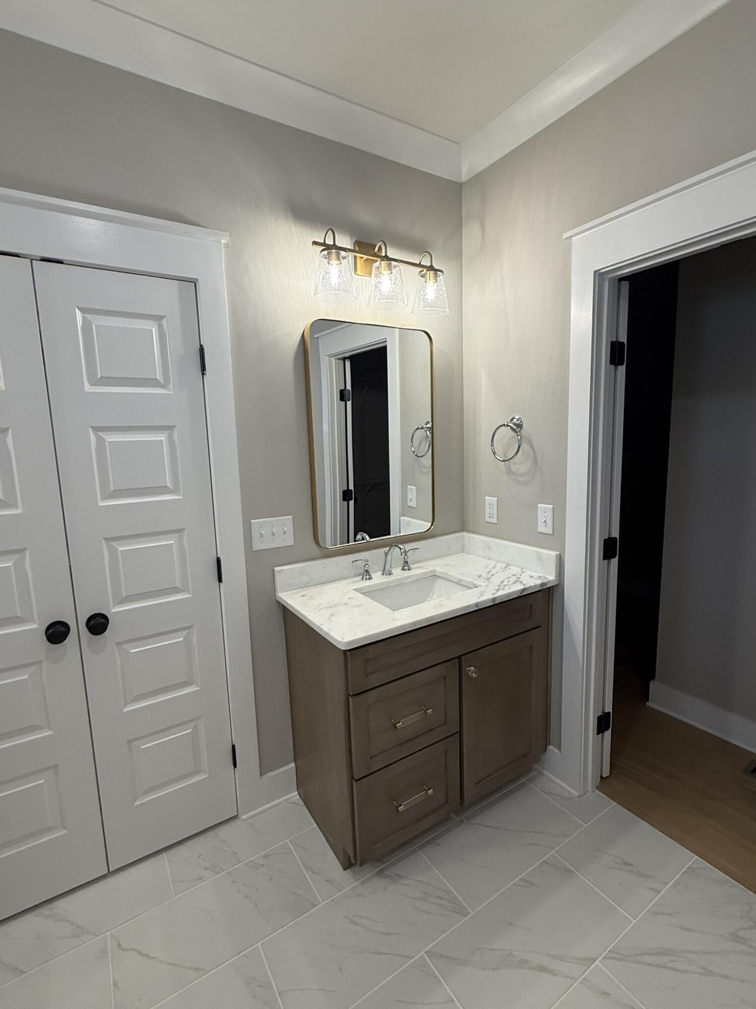 7202 Paxton Circle, 72