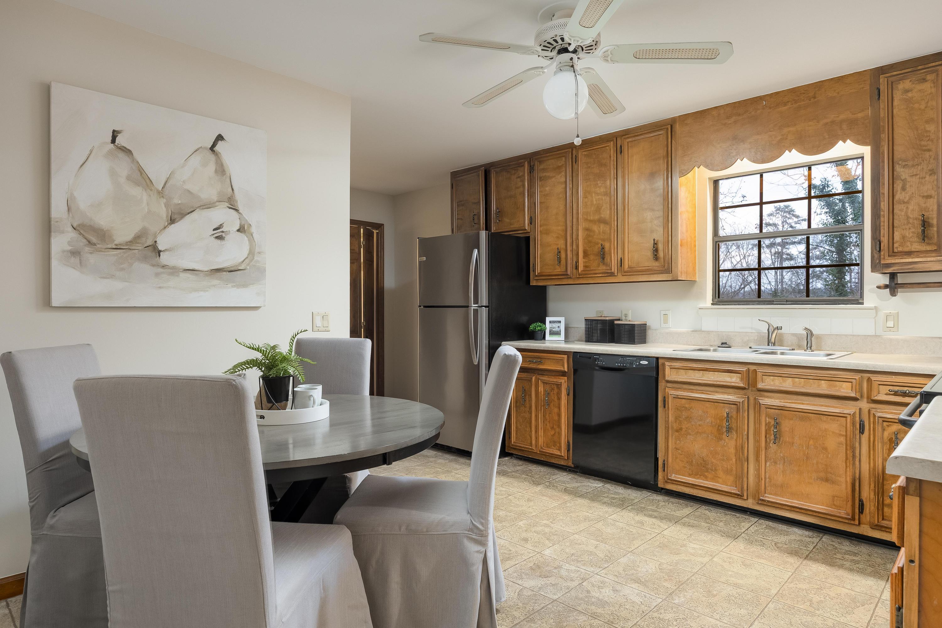 2536 Cross Winds Lane